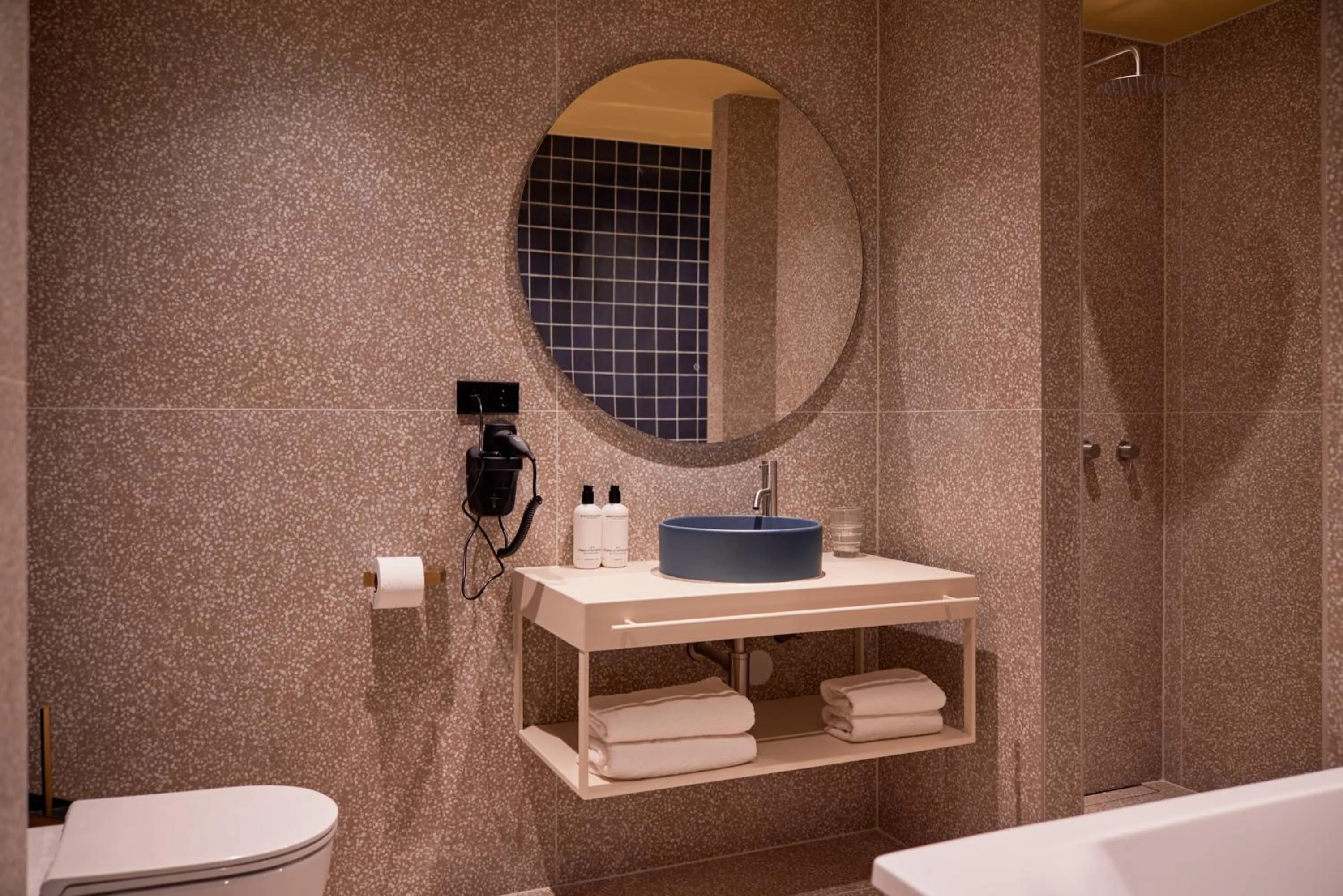 Bathroom in Heavens Hotel