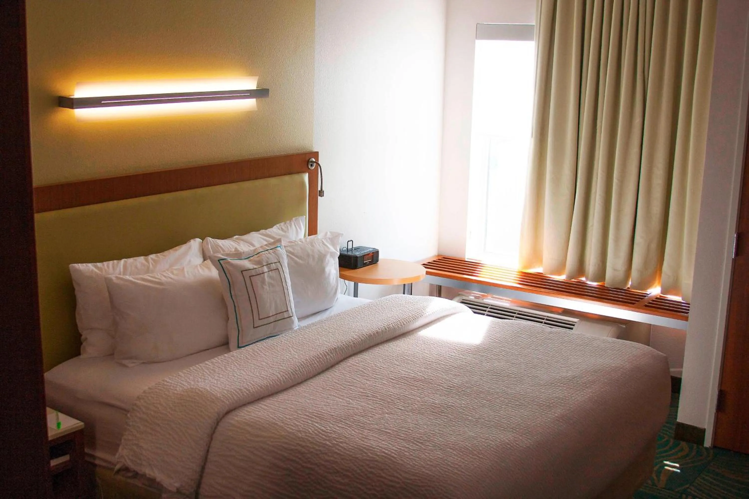 Photo of the whole room, Bed in SpringHill Suites by Marriott Corpus Christi