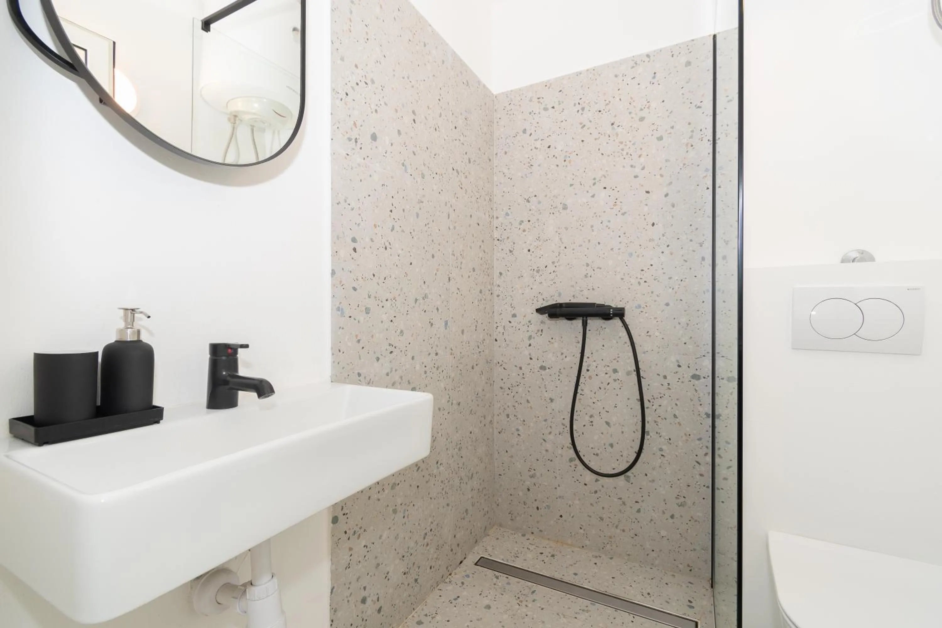 Bathroom in Rooms Gold