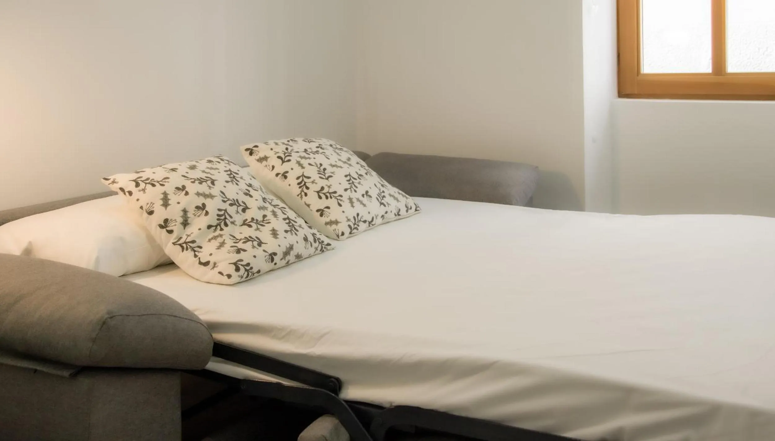 Apartment with Terrace in Catalina Suites Apartments Downtown Valencia