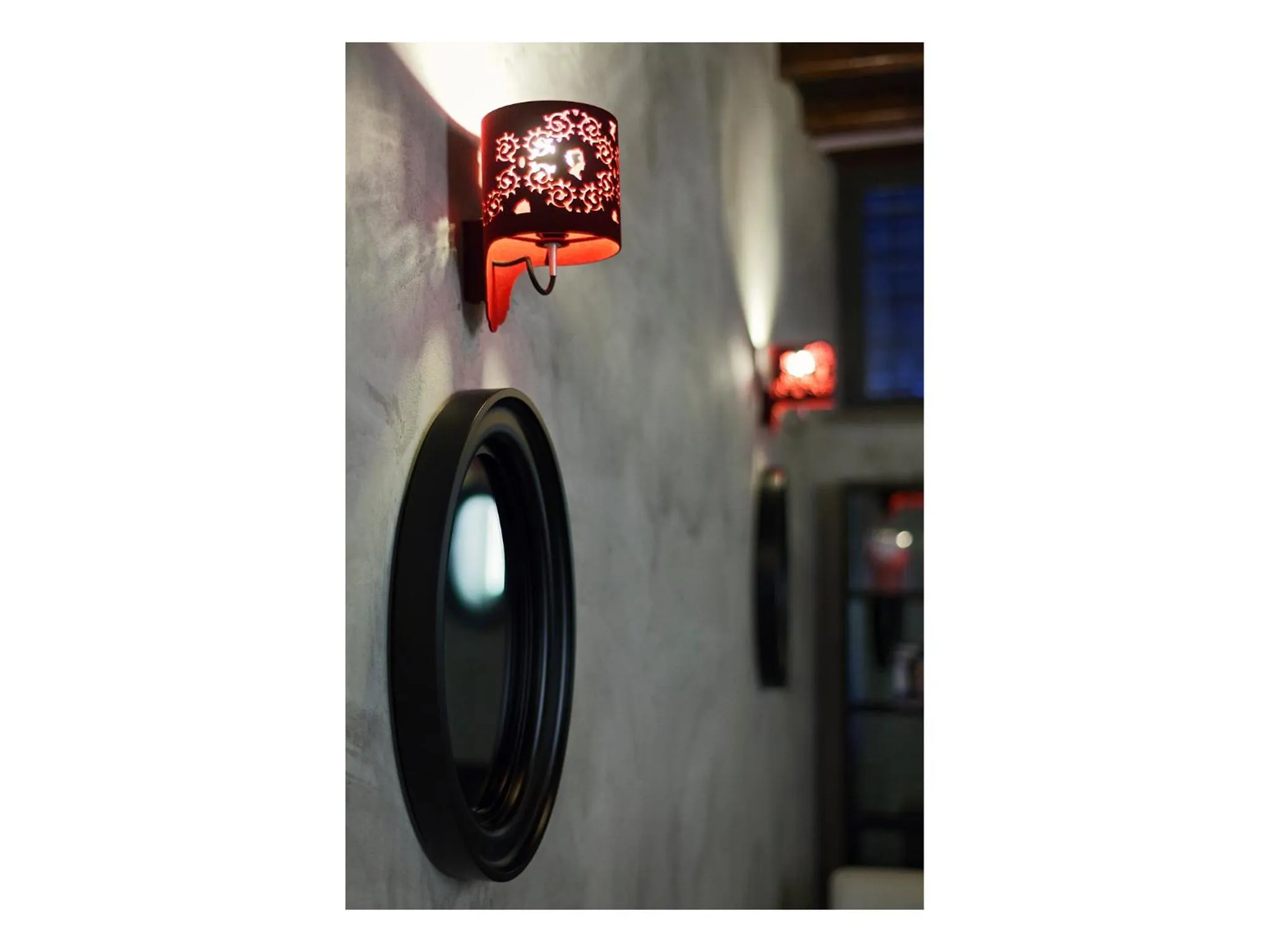 Decorative detail in Casa de' Coronari