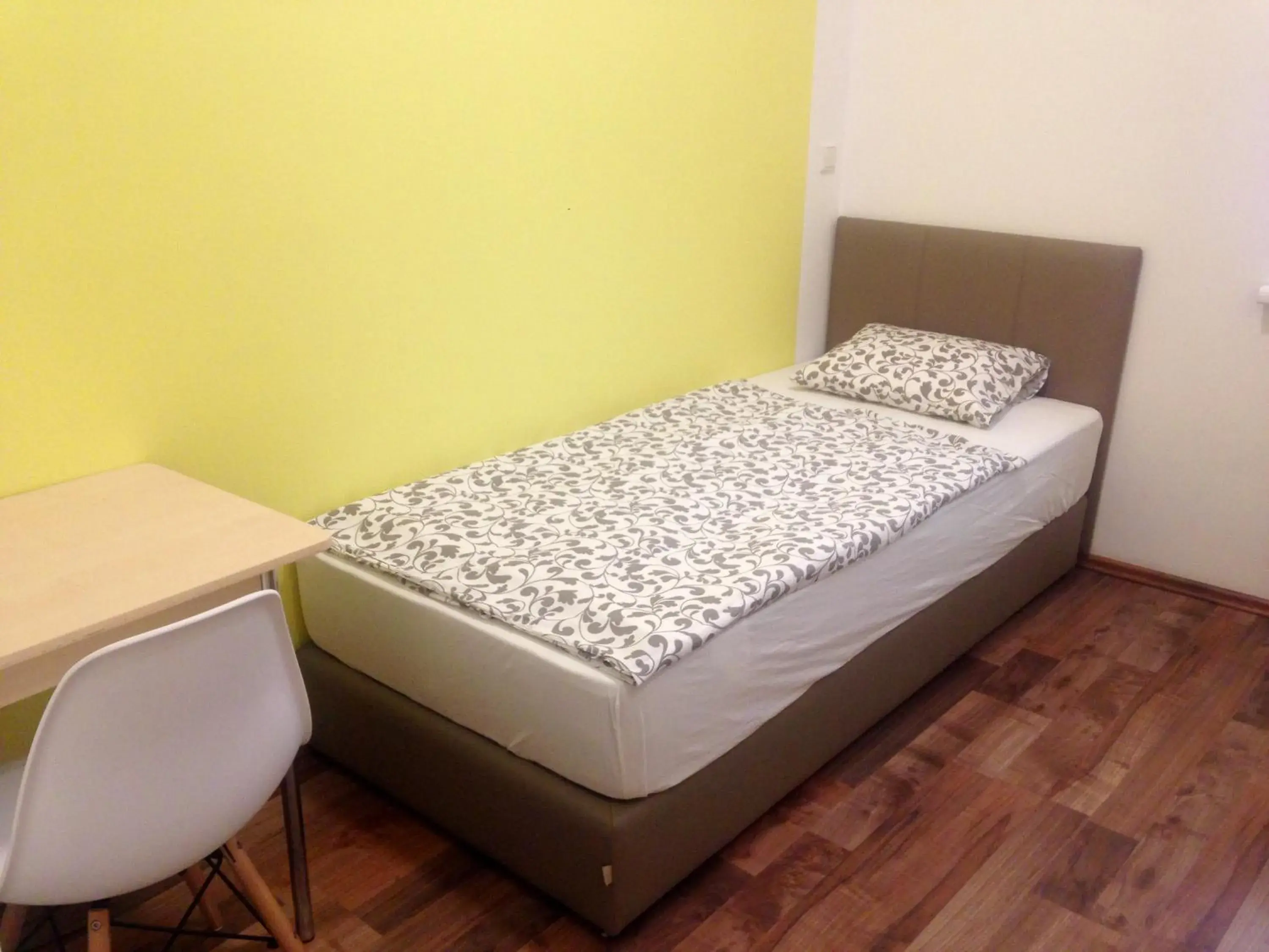 Single Room in Dan In'n Out Single Room in Dan In'n Out
