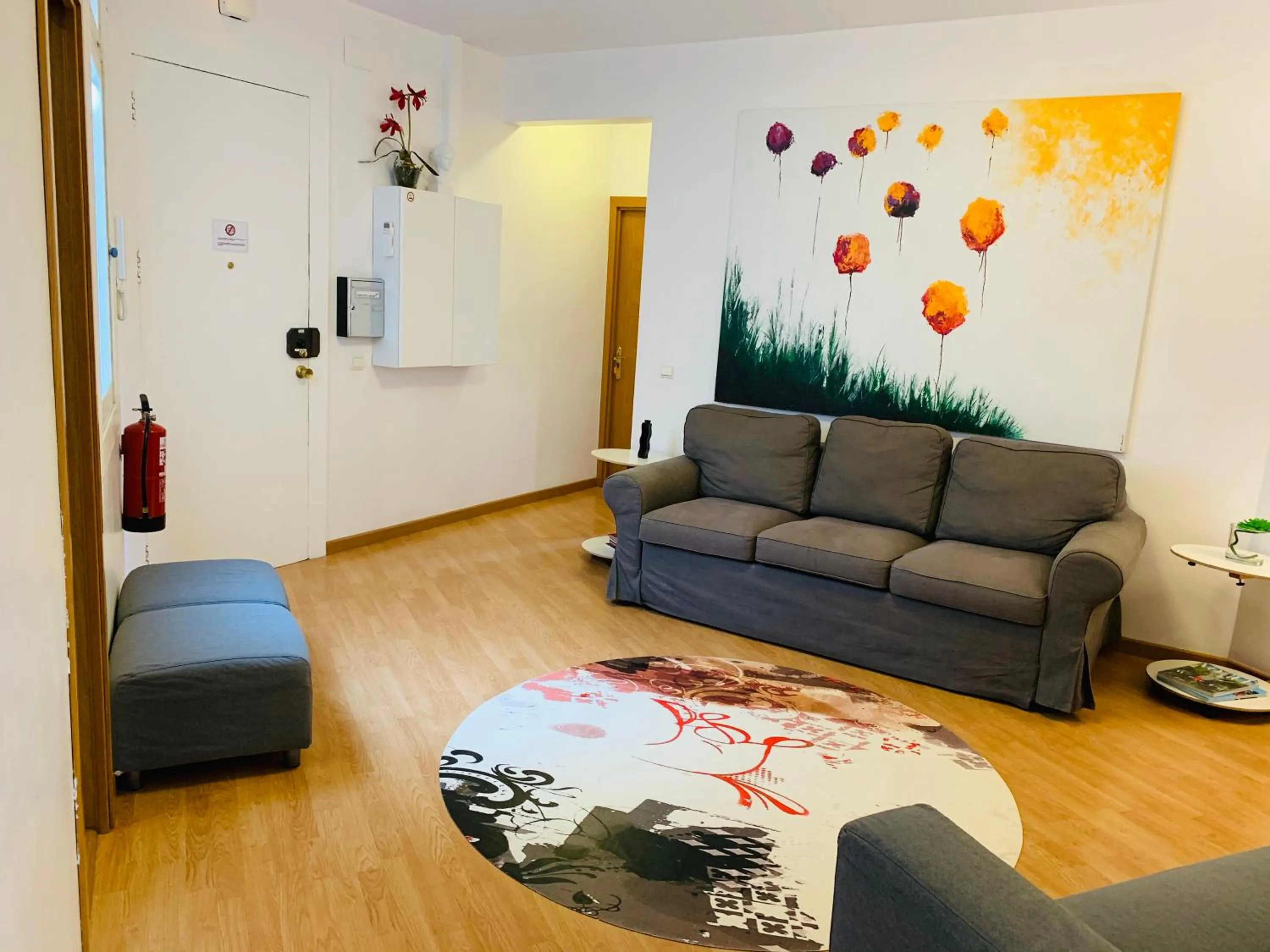 Living room in Super Balmes Guest House