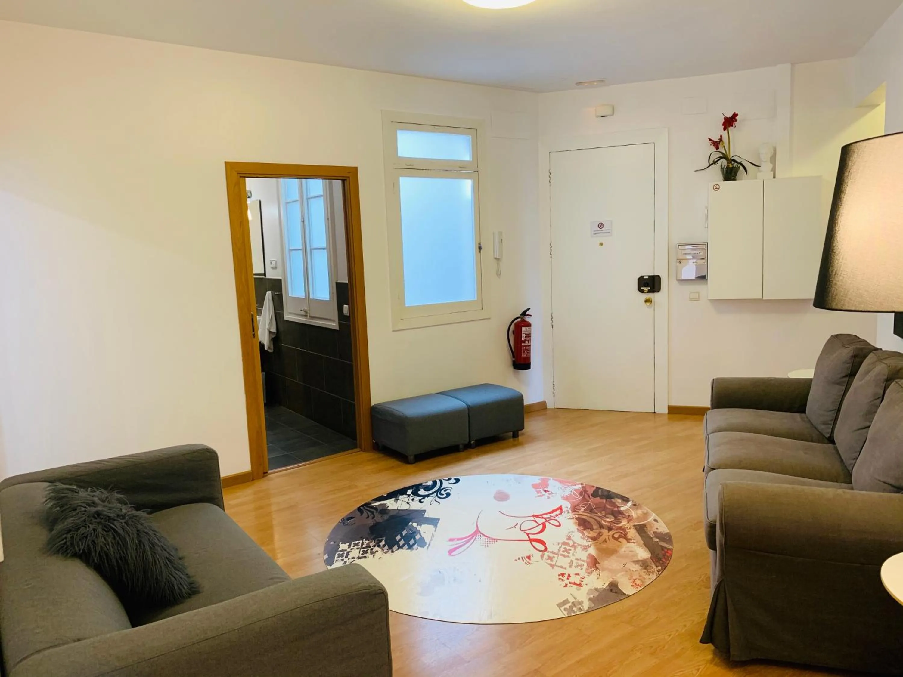 Living room in Super Balmes Guest House