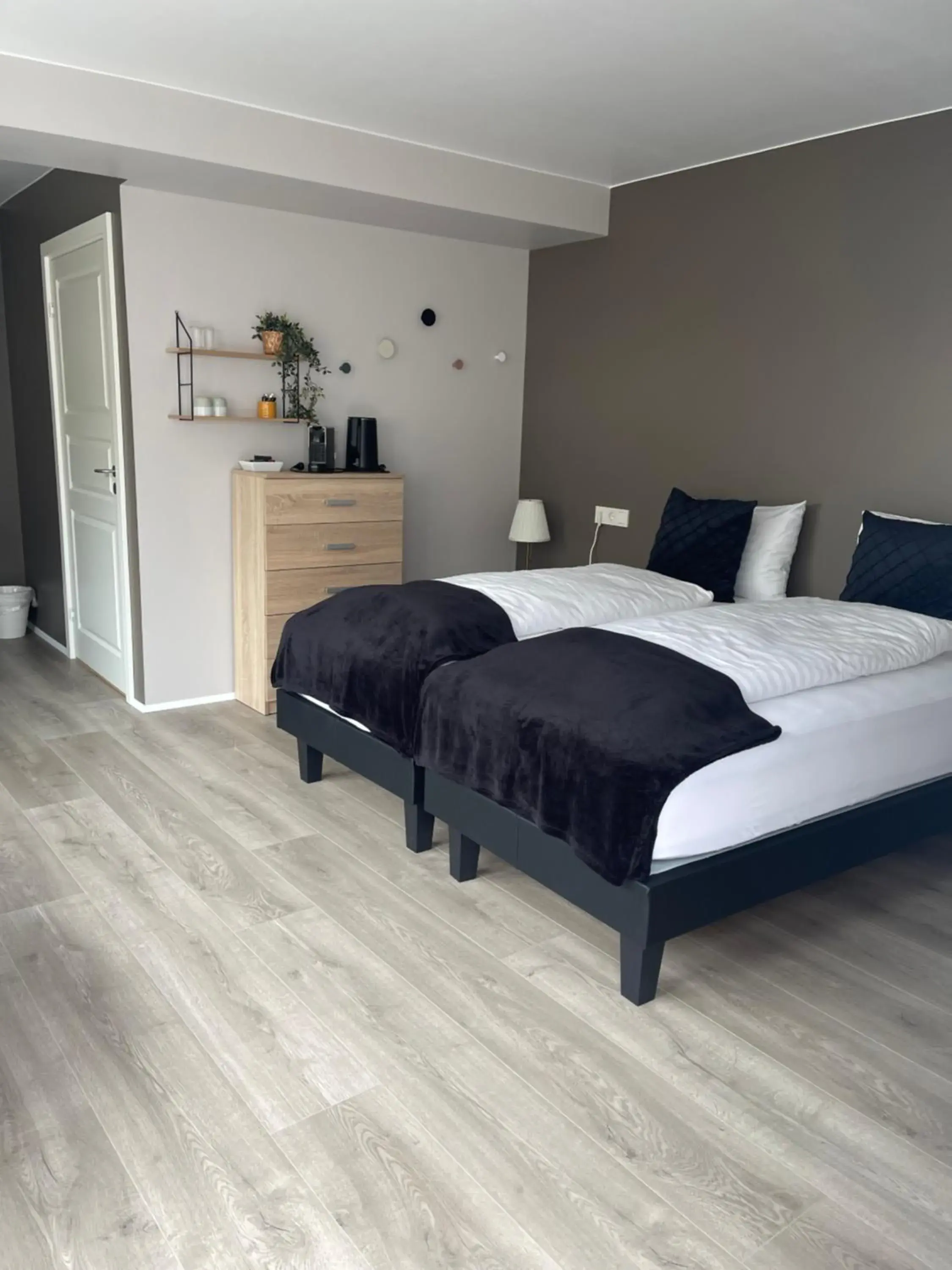 Economy Double or Twin Room - Annex in Hildibrand Apartment Hotel Economy Double or Twin Room - Annex in Hildibrand Apartment Hotel