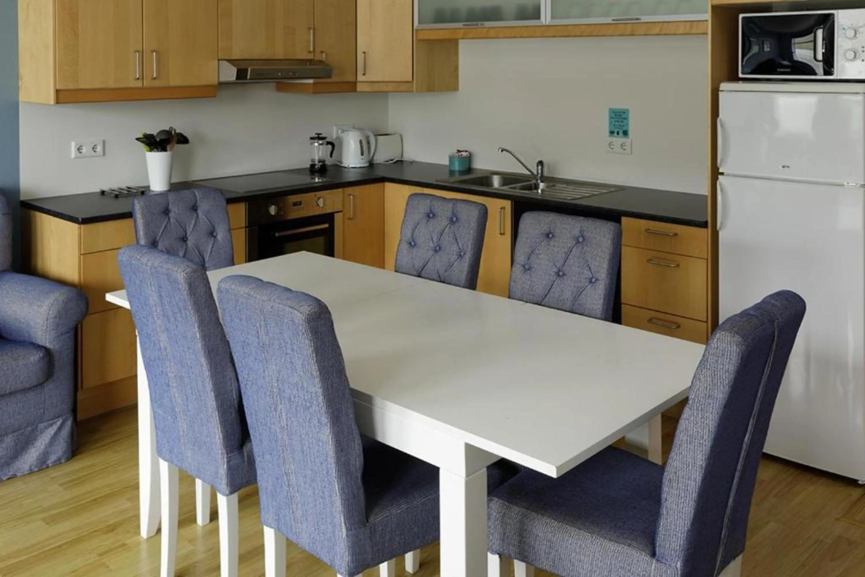 Kitchen or kitchenette in Hildibrand Apartment Hotel