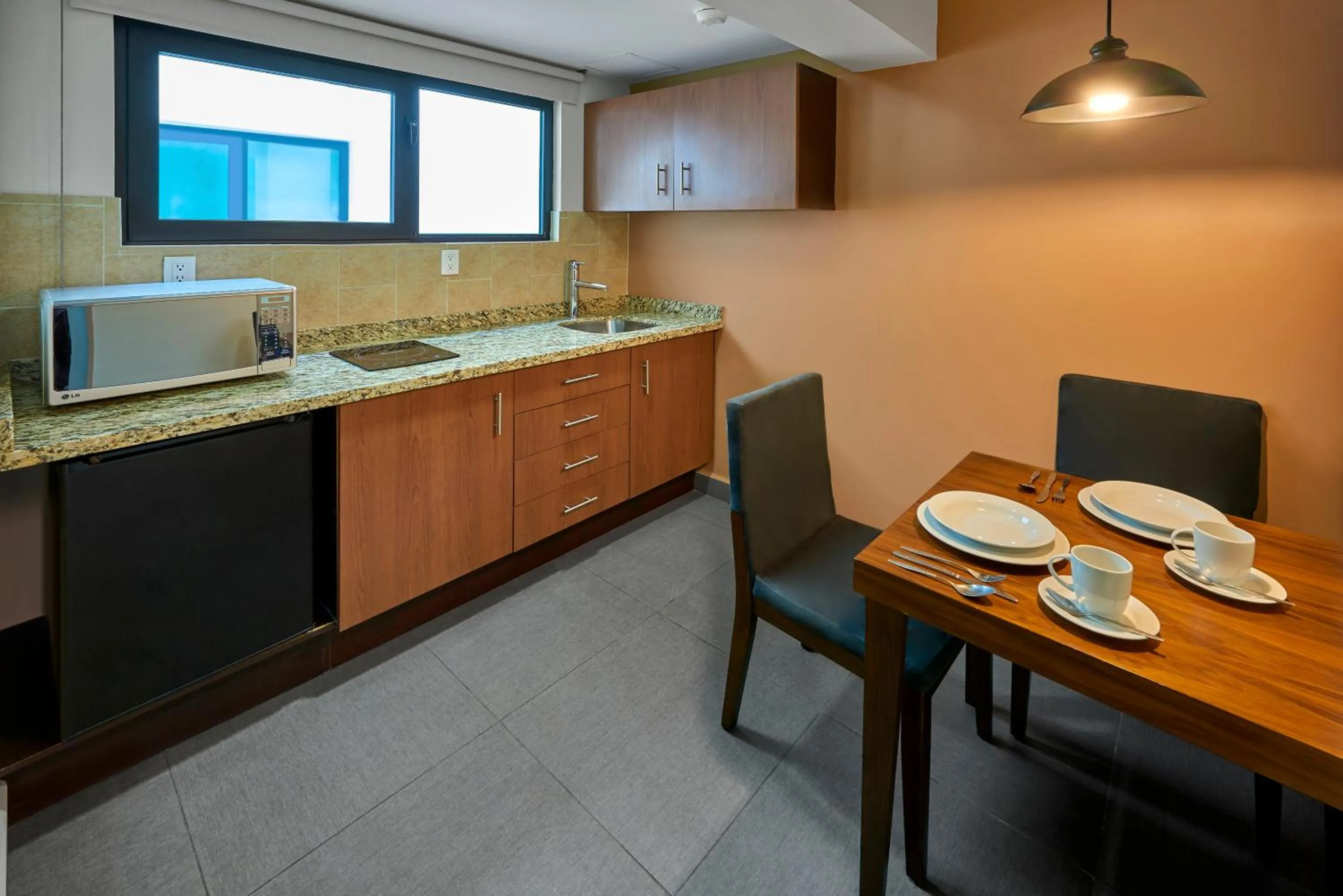 Kitchen or kitchenette in Wyndham Garden Mexico Reforma