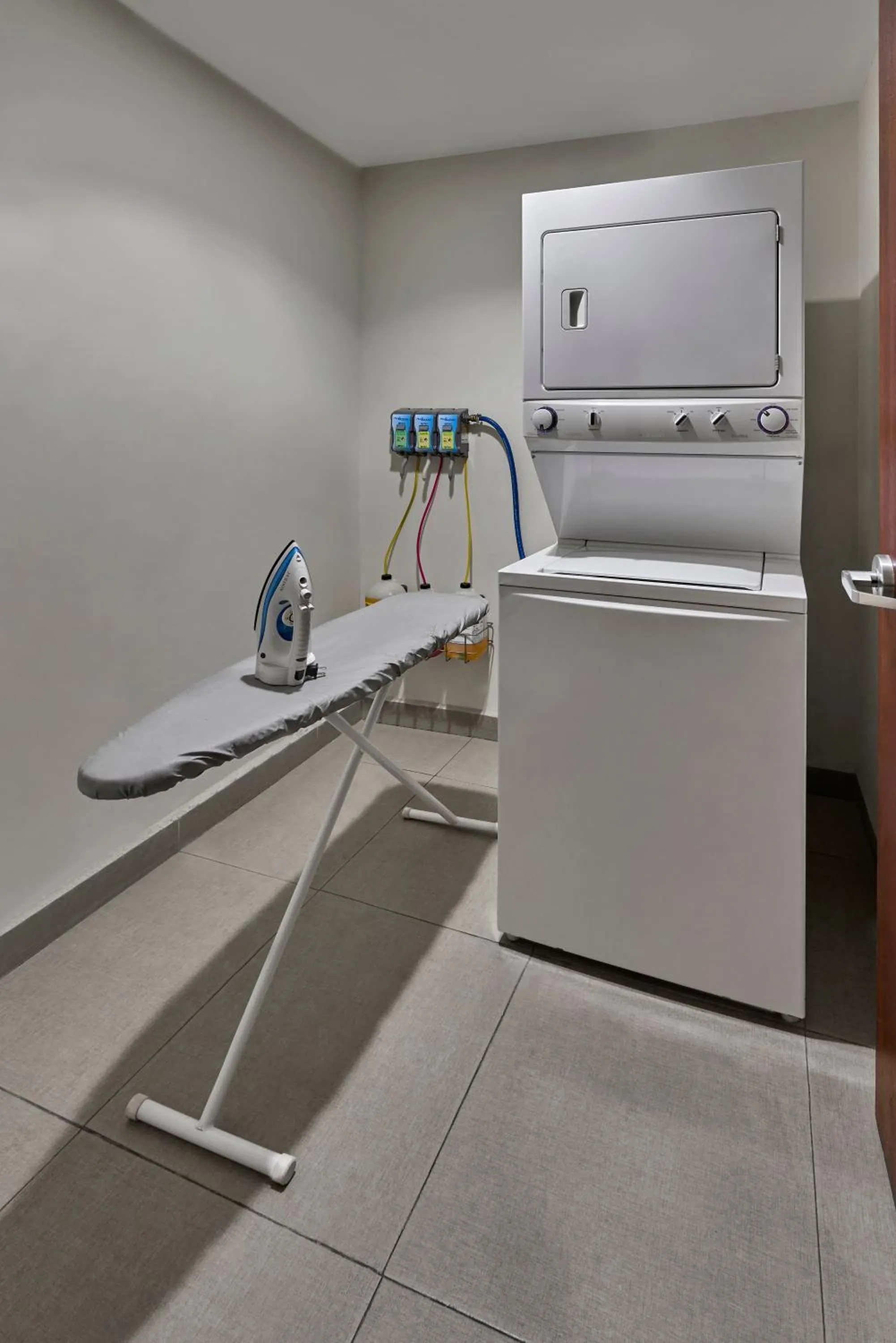 Property building in Wyndham Garden Mexico Reforma