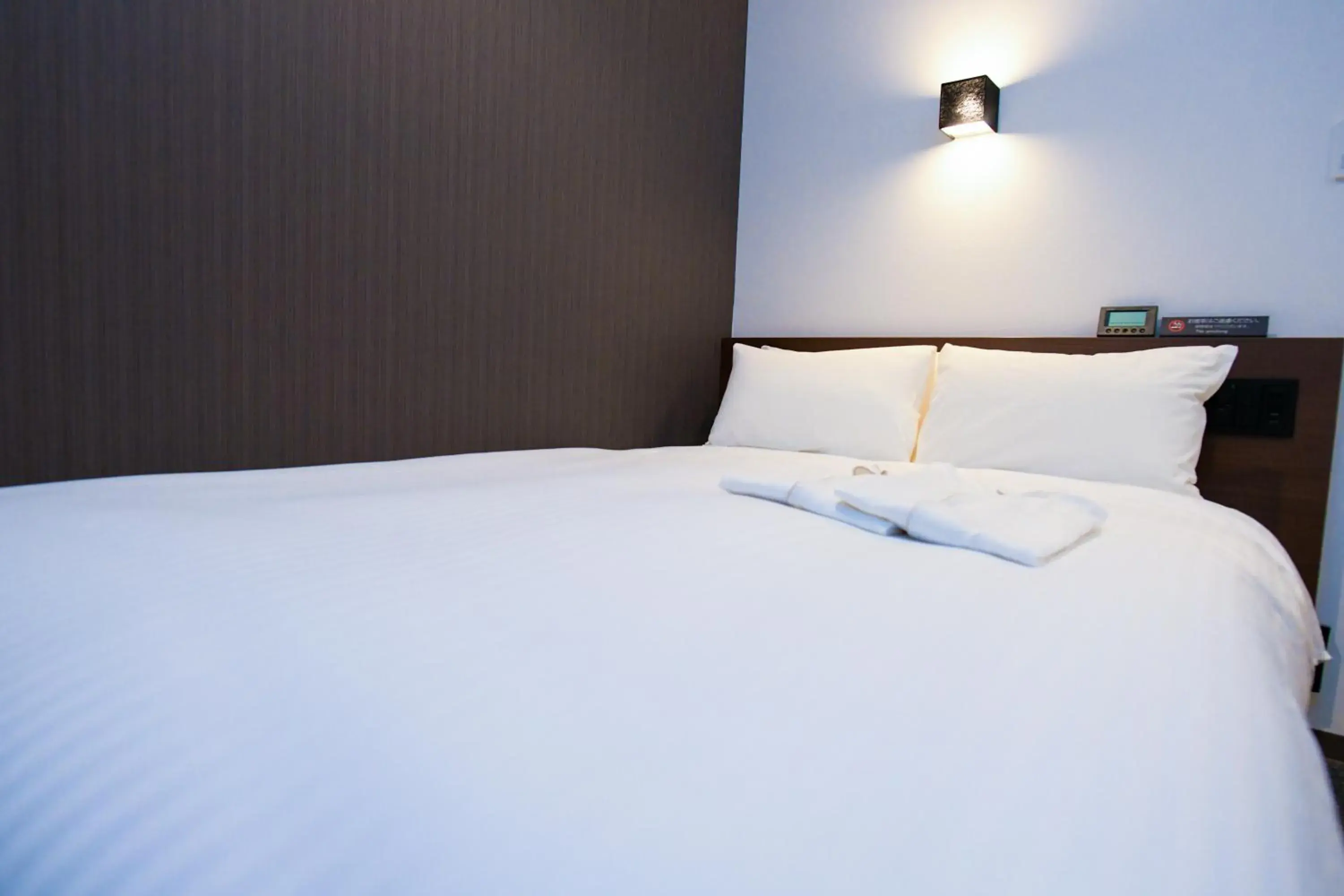 Bed in YOU STYLE HOTEL HAKATA Bed in YOU STYLE HOTEL HAKATA