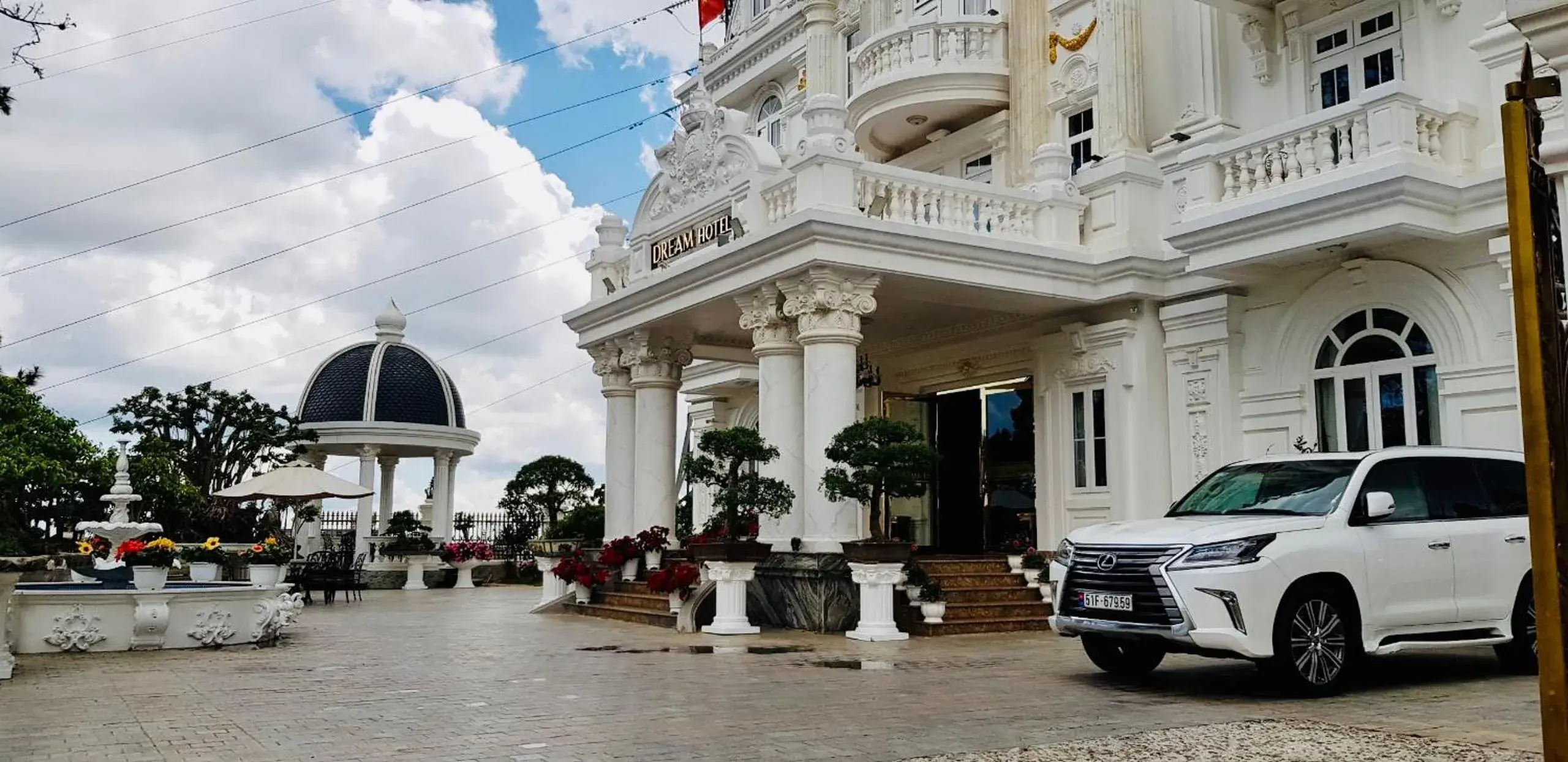 Property building in Dream Boutique Hotel Property building in Dream Boutique Hotel