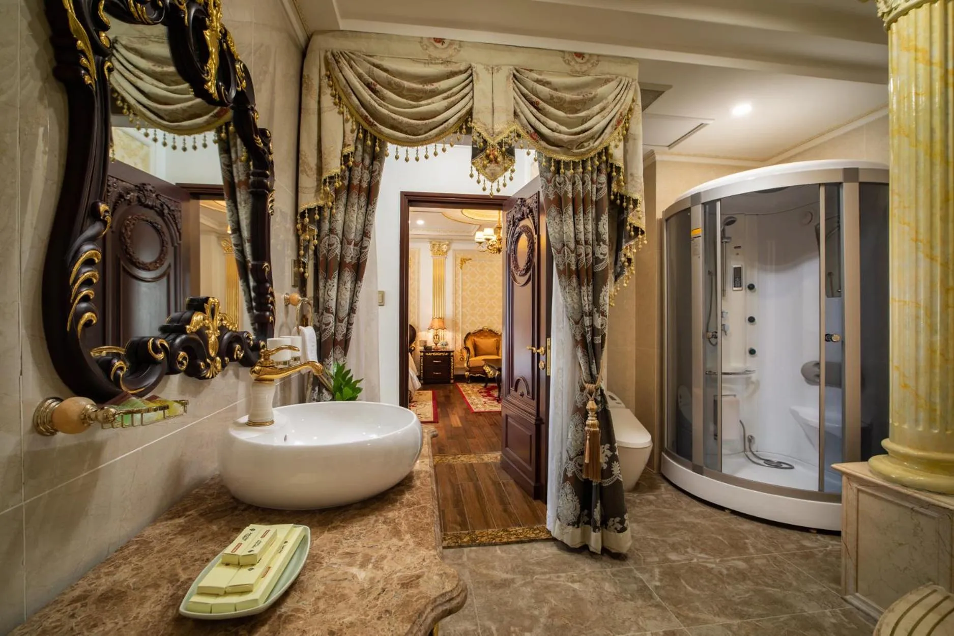 Toilet in Dream Boutique Hotel