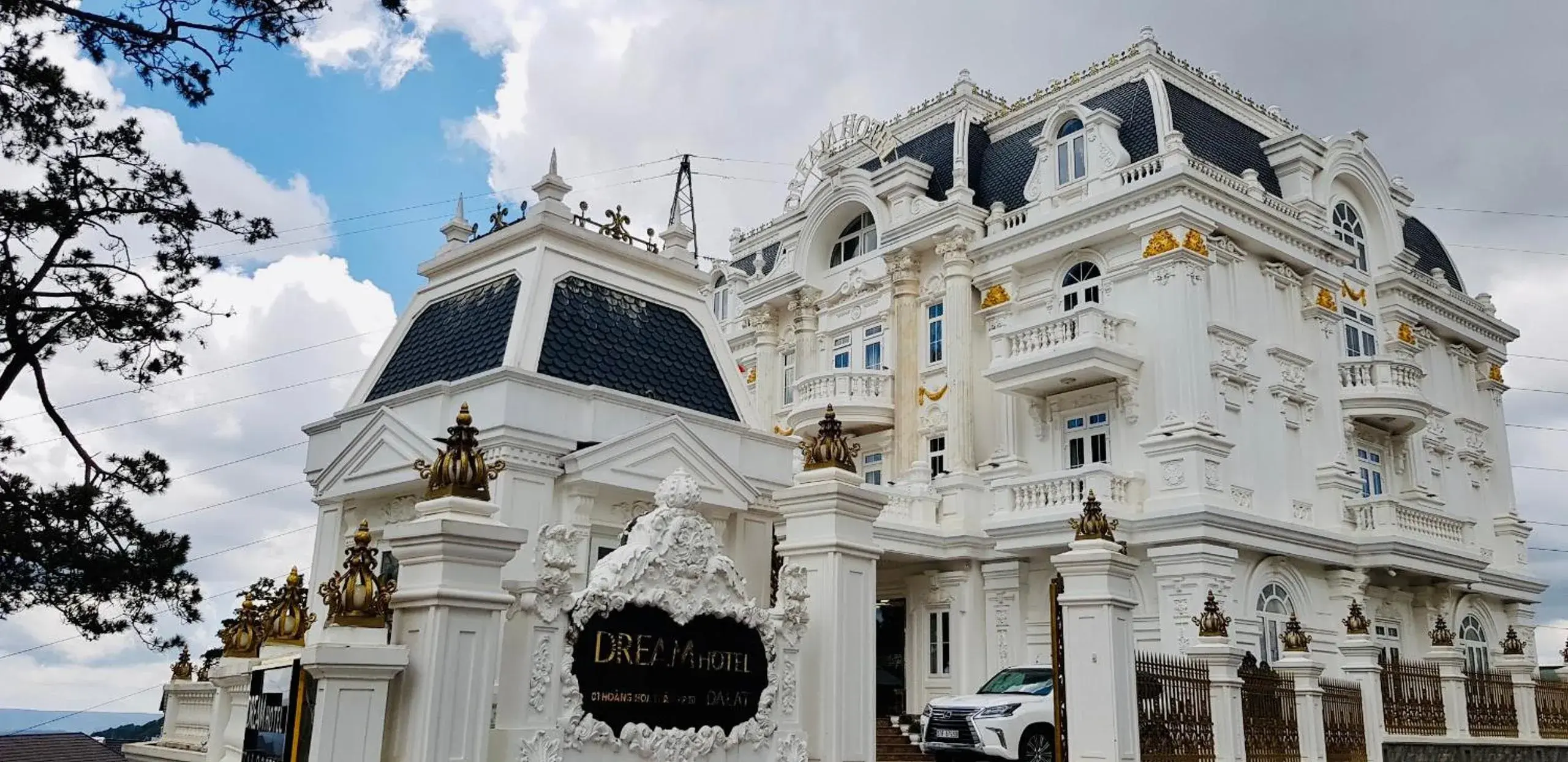 Property building in Dream Boutique Hotel Property building in Dream Boutique Hotel