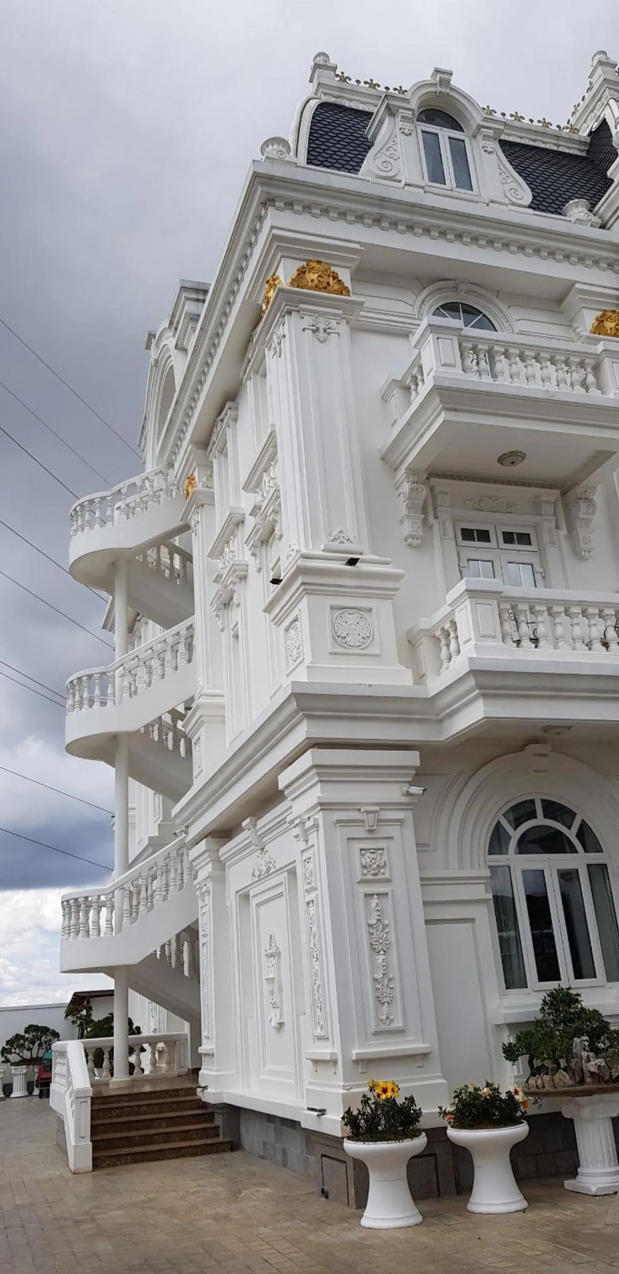 Property building in Dream Boutique Hotel