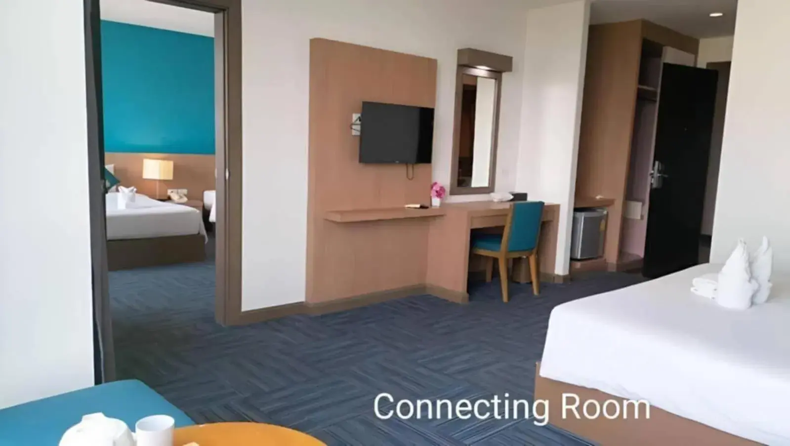 Bed in S Tara Grand Bed in S Tara Grand