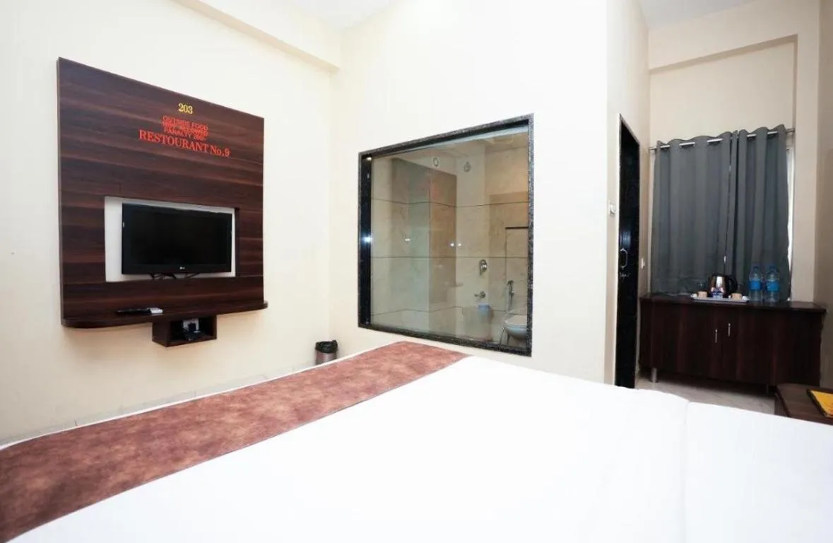 Bed in Hotel Dosa plaza