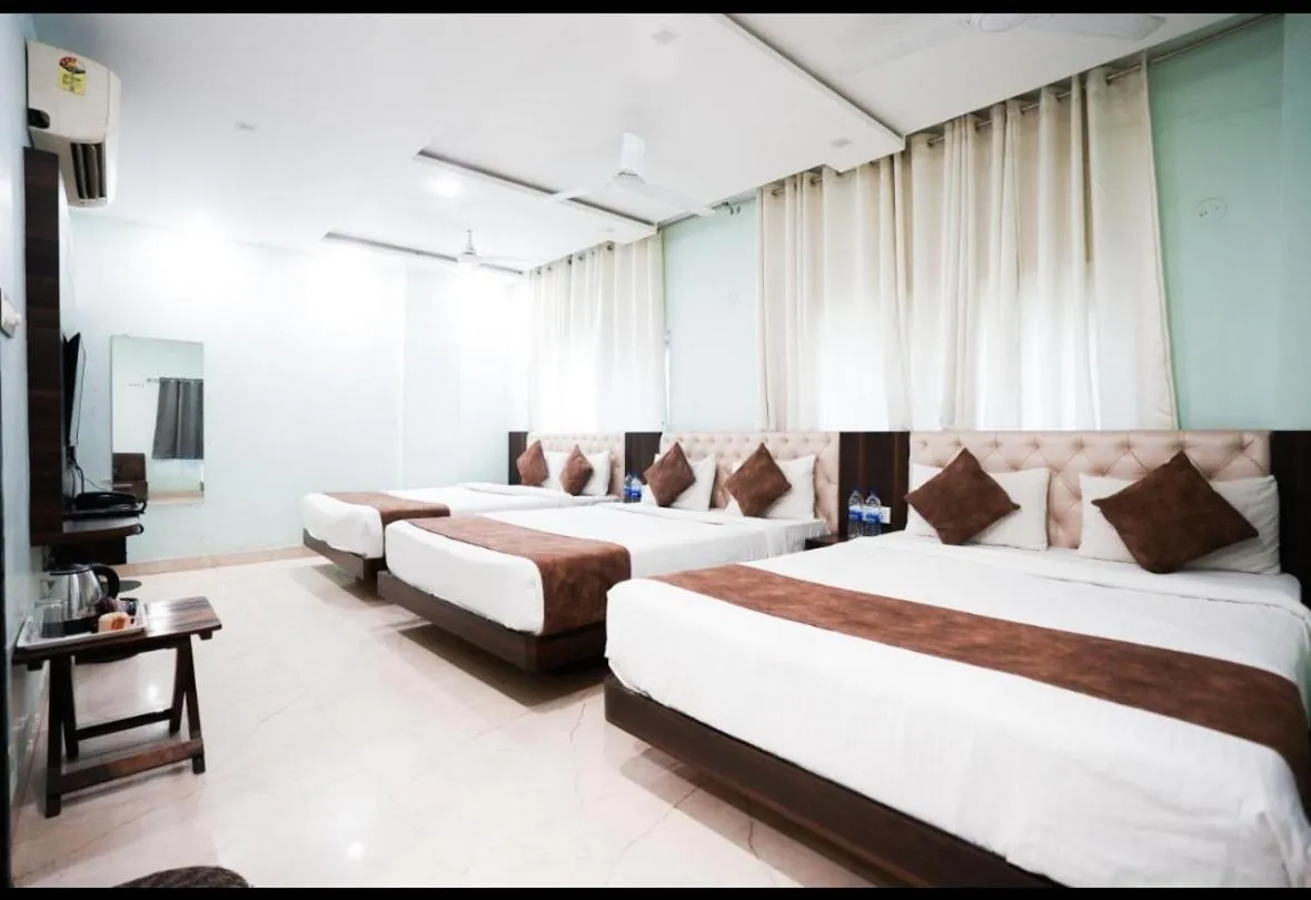 Bed in Hotel Dosa plaza