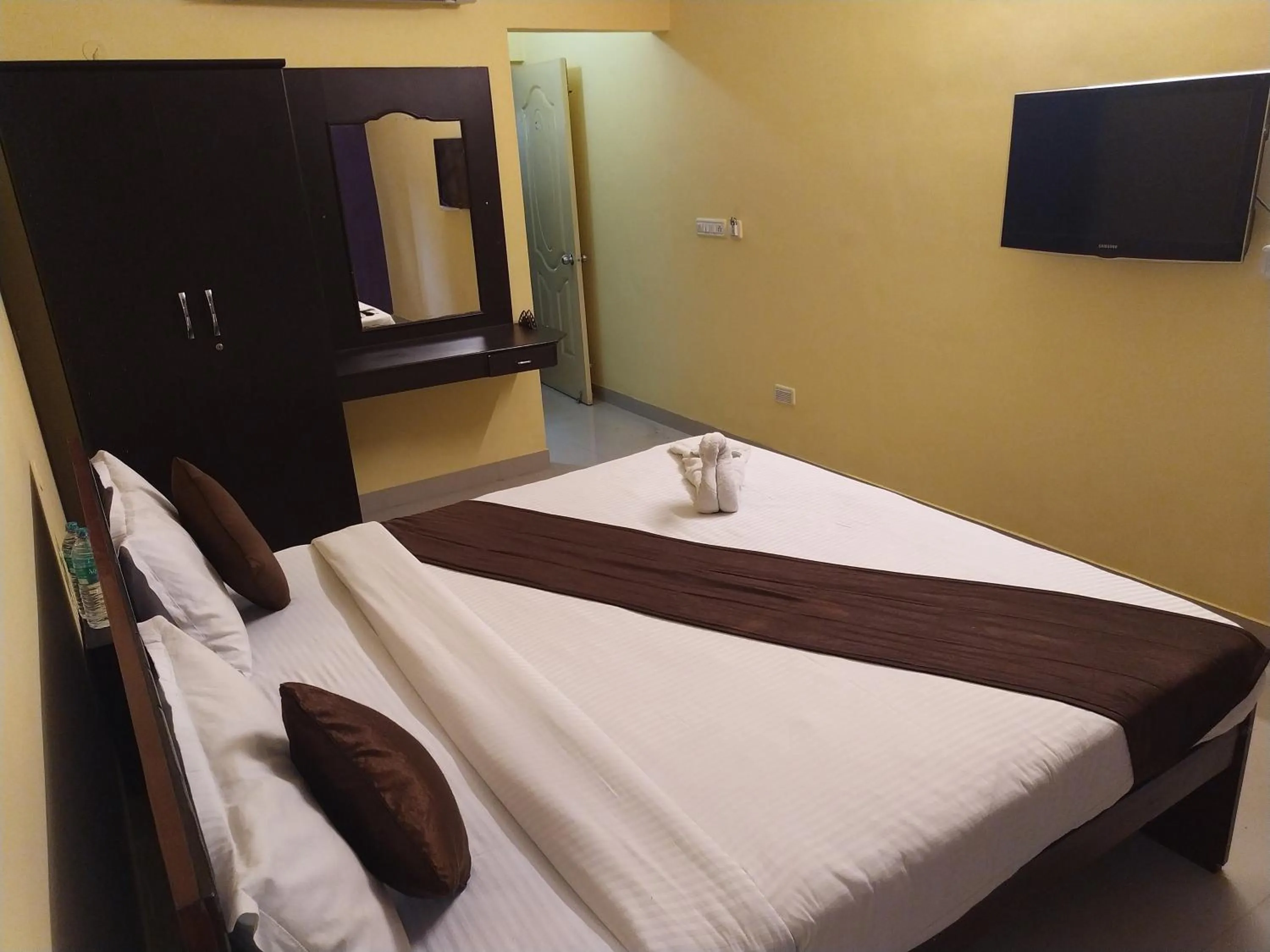 Bed in GT Residency-T Nagar