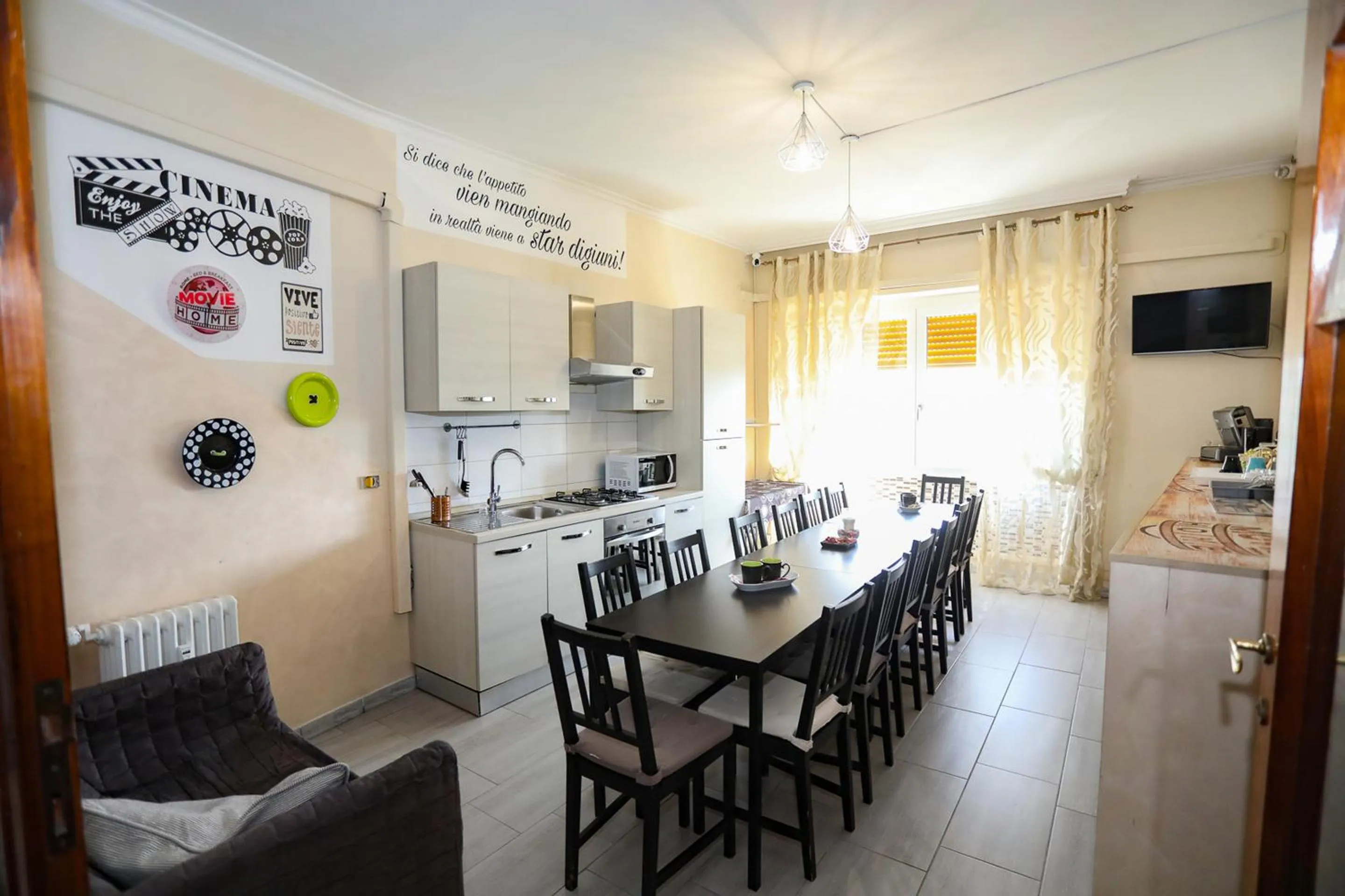 Movie Home Guesthouse