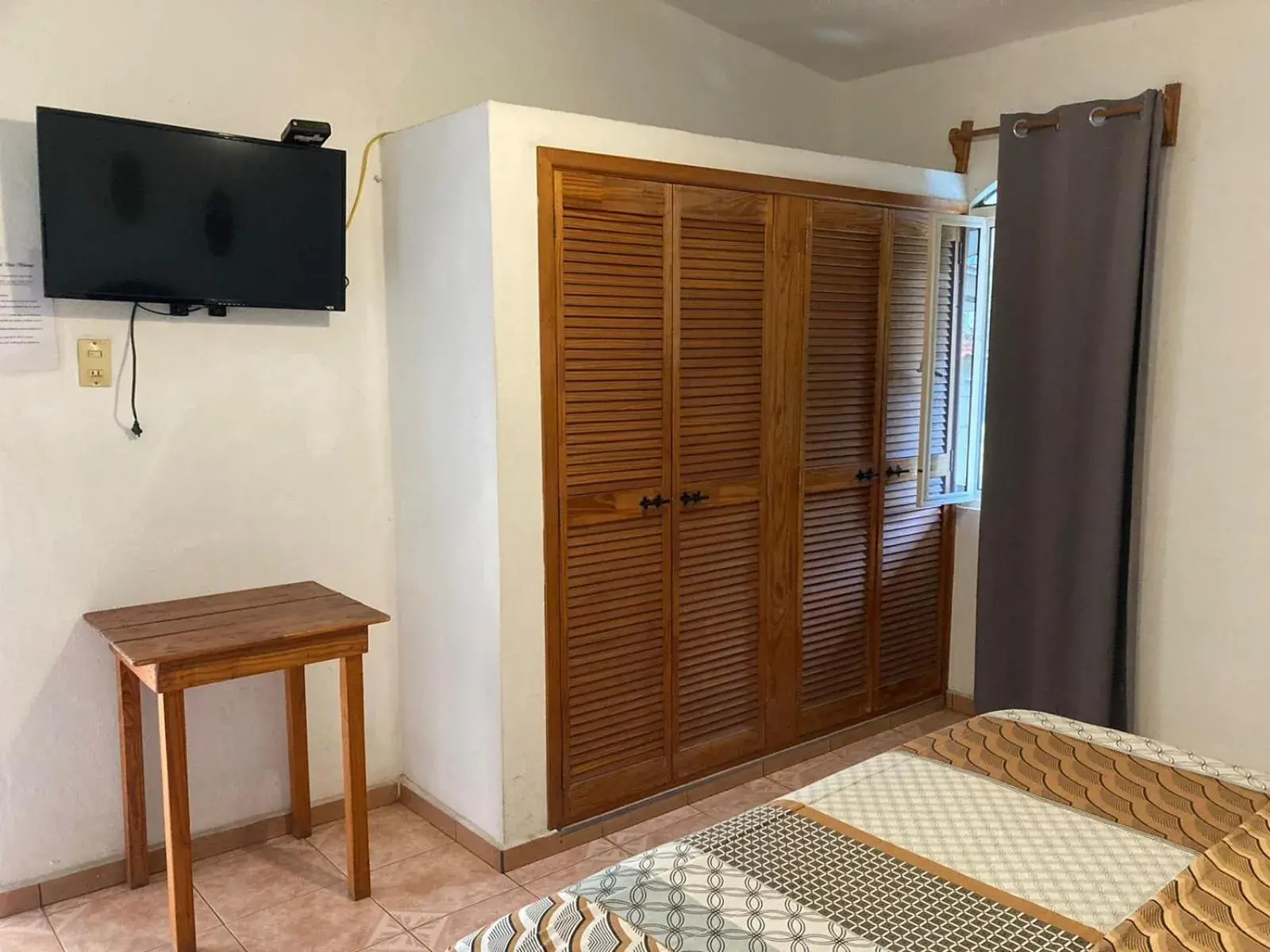 Standard Double Room with Shared Bathroom in Hostal Casa Blanca Standard Double Room with Shared Bathroom in Hostal Casa Blanca