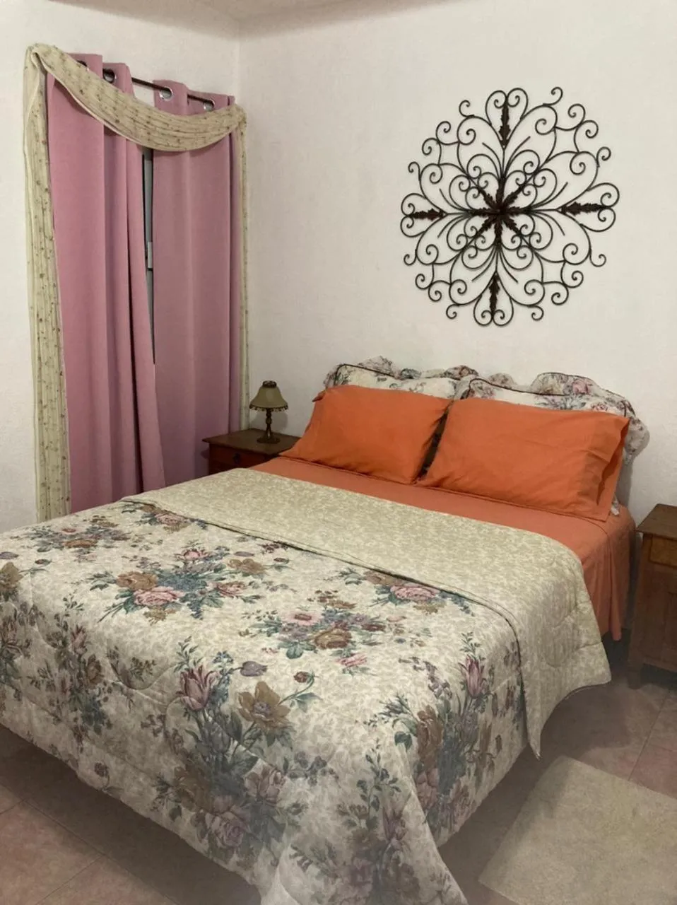 Bed in Hostal Casa Blanca