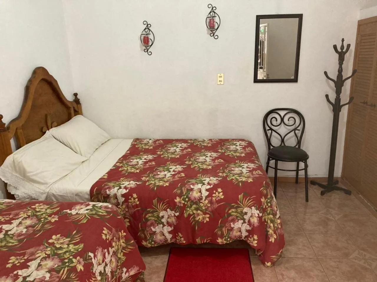 Bedroom, Bed in Hostal Casa Blanca