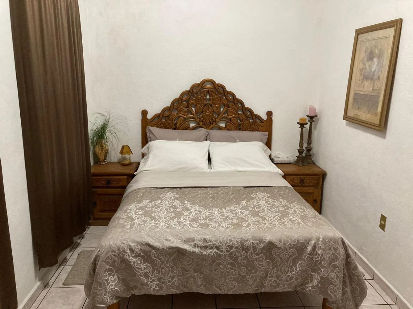 Bed in Hostal Casa Blanca