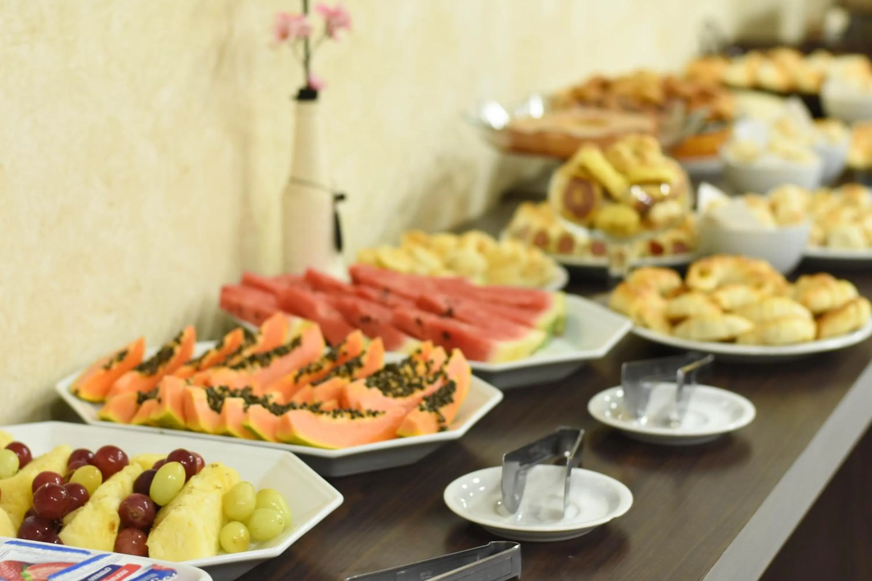 Food in Larison Ji-Paraná by - Easy Hotéis