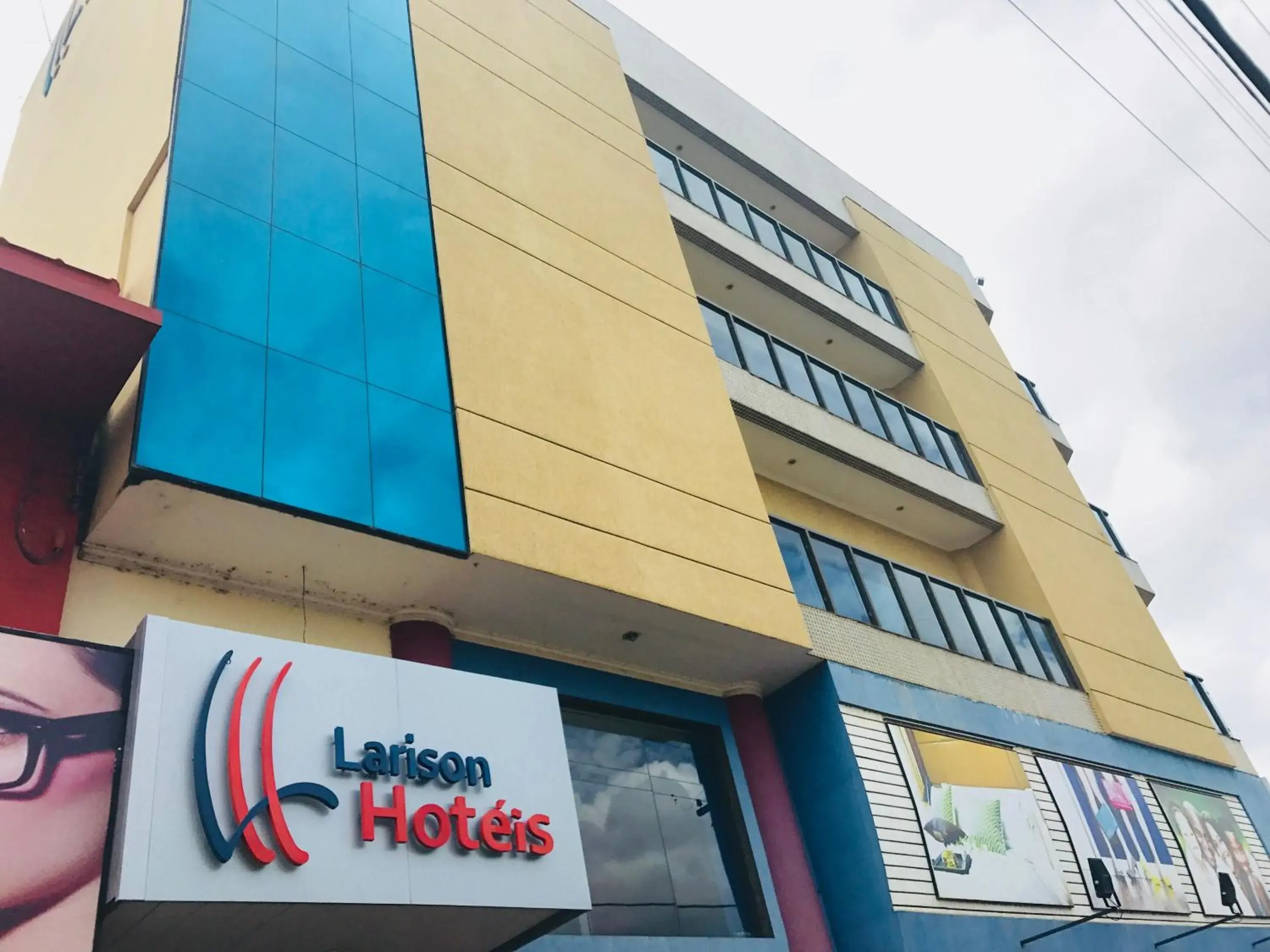 Property building in Larison Ji-Paraná by Easy Hotéis Property building in Larison Ji-Paraná by Easy Hotéis