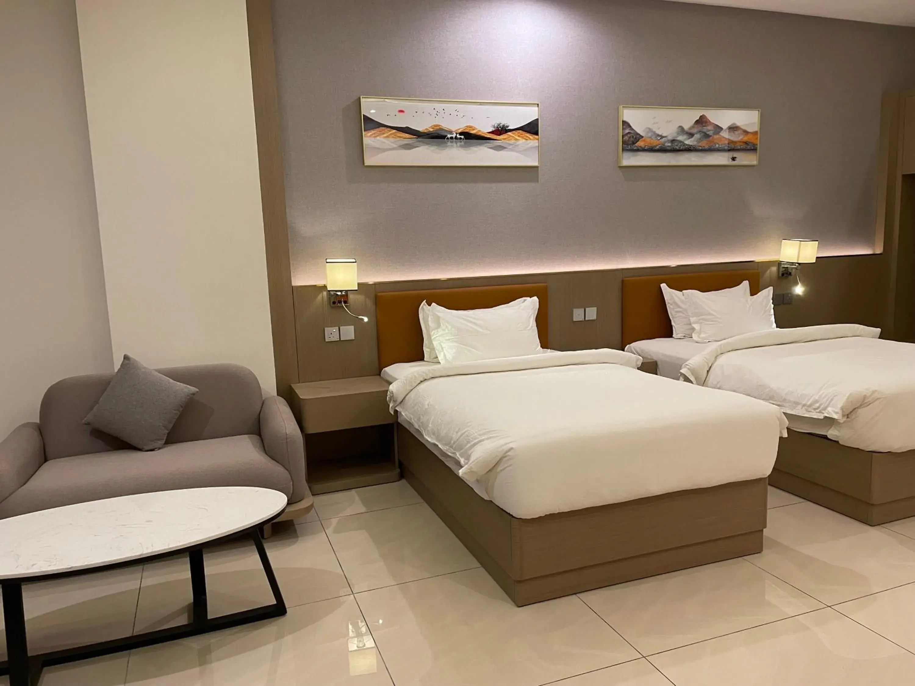 Deluxe Twin Room with Sea View in Season Inn Hotel_Al Hail Deluxe Twin Room with Sea View in Season Inn Hotel_Al Hail