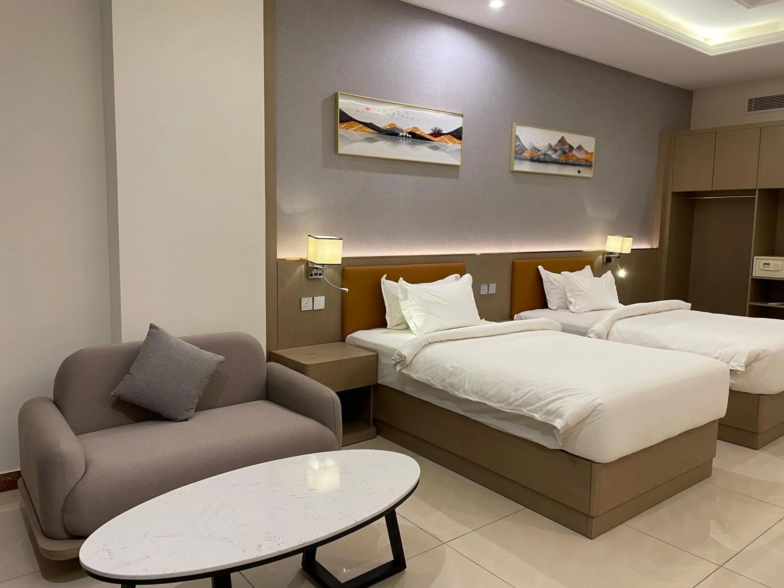 Bed in Season Inn Hotel_Al Hail