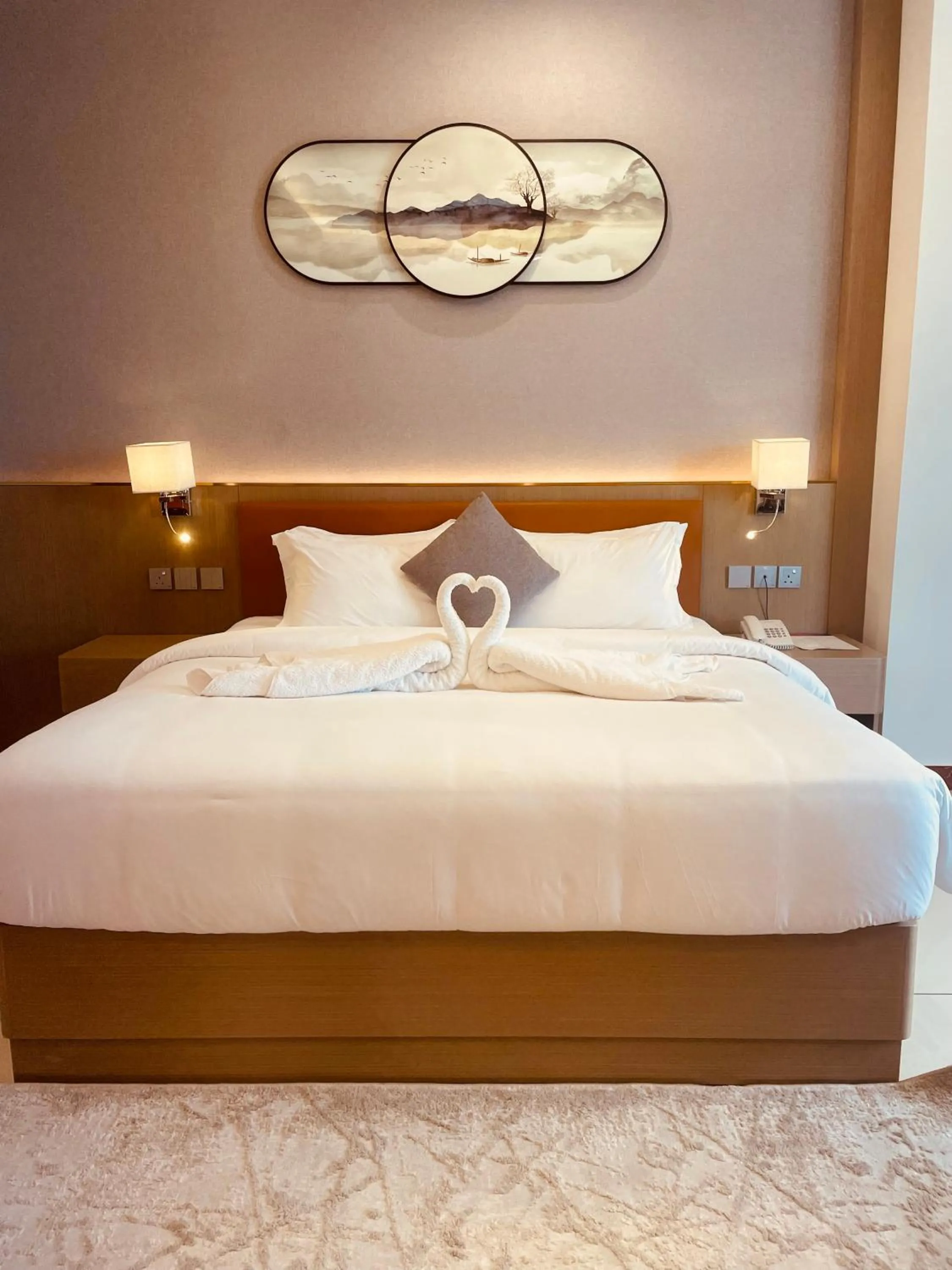 Bed in Season Inn Hotel_Al Hail