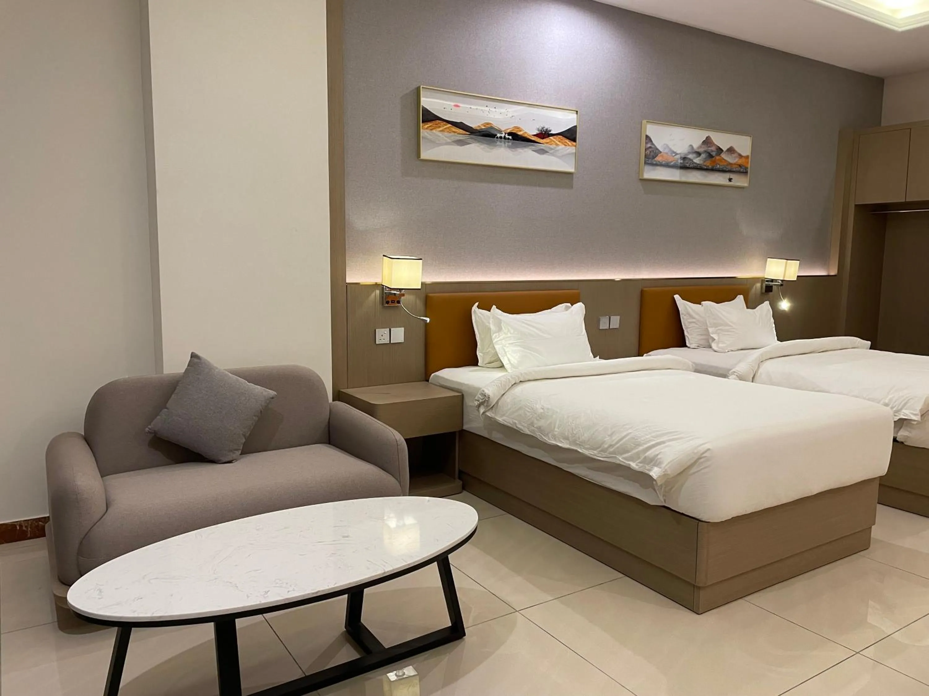 Bed in Season Inn Hotel_Al Hail