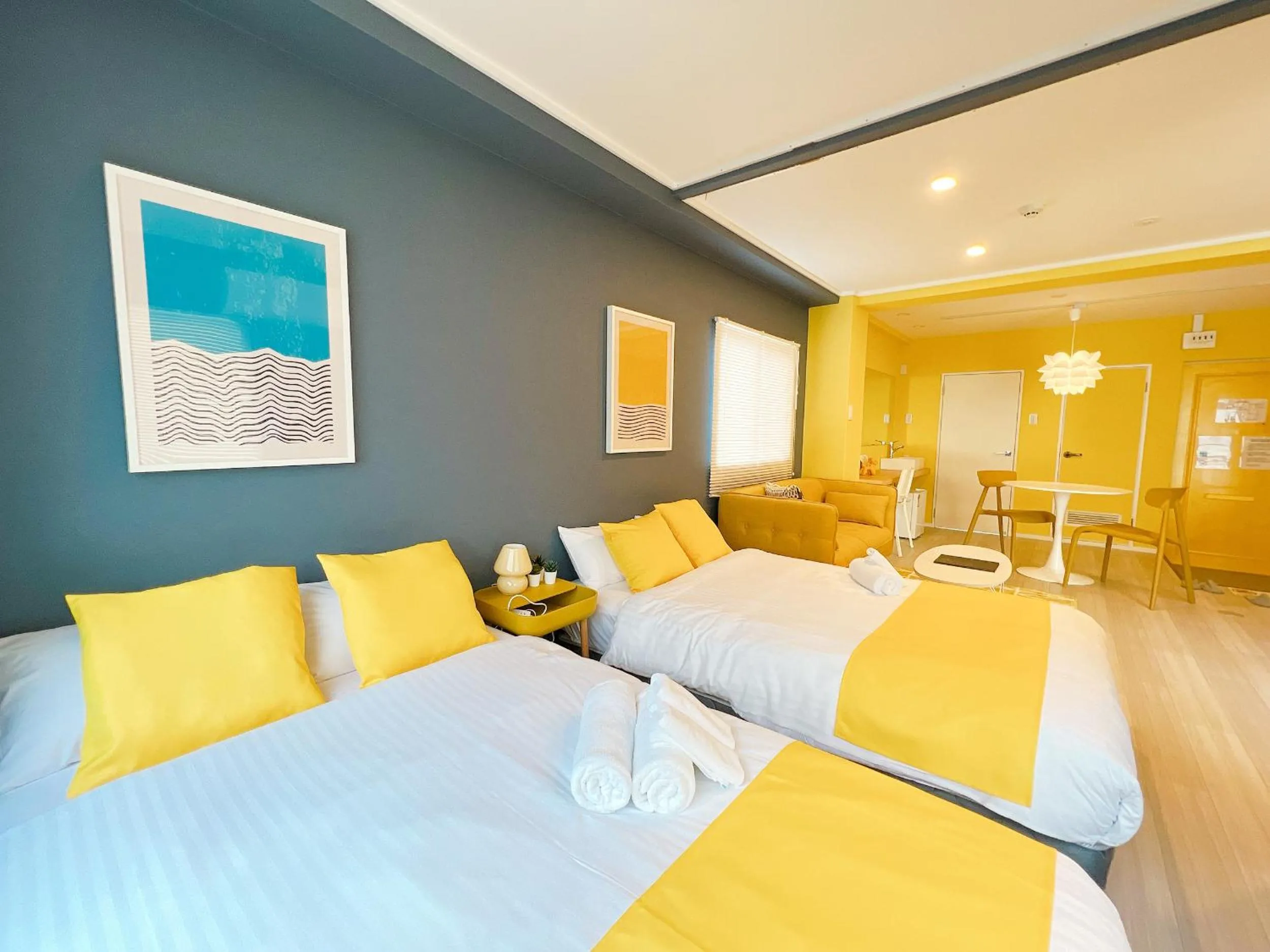 Bed in OUCHI HOTEL Nagarekawa with Dogs