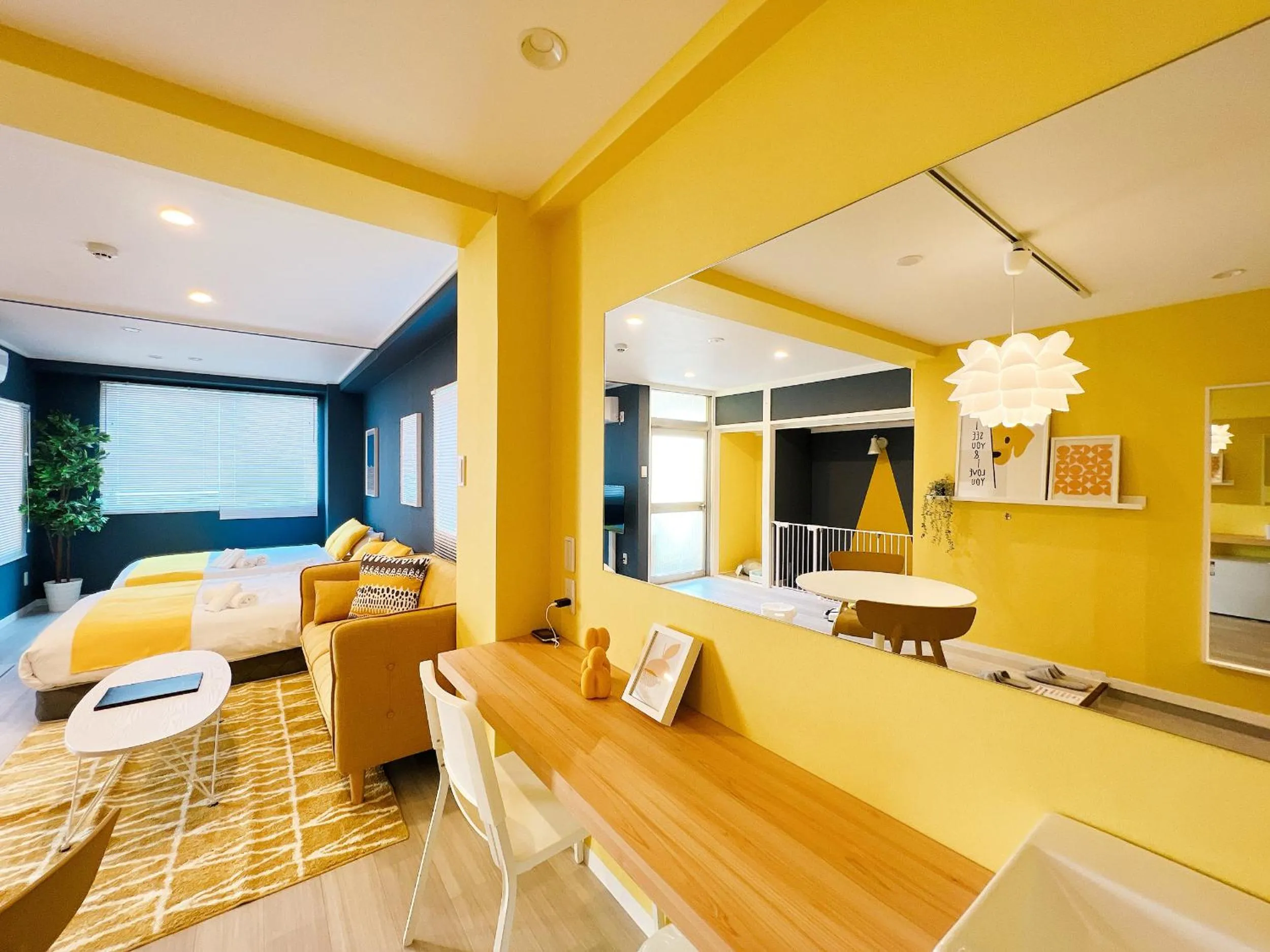 Bed in OUCHI HOTEL Nagarekawa with Dogs