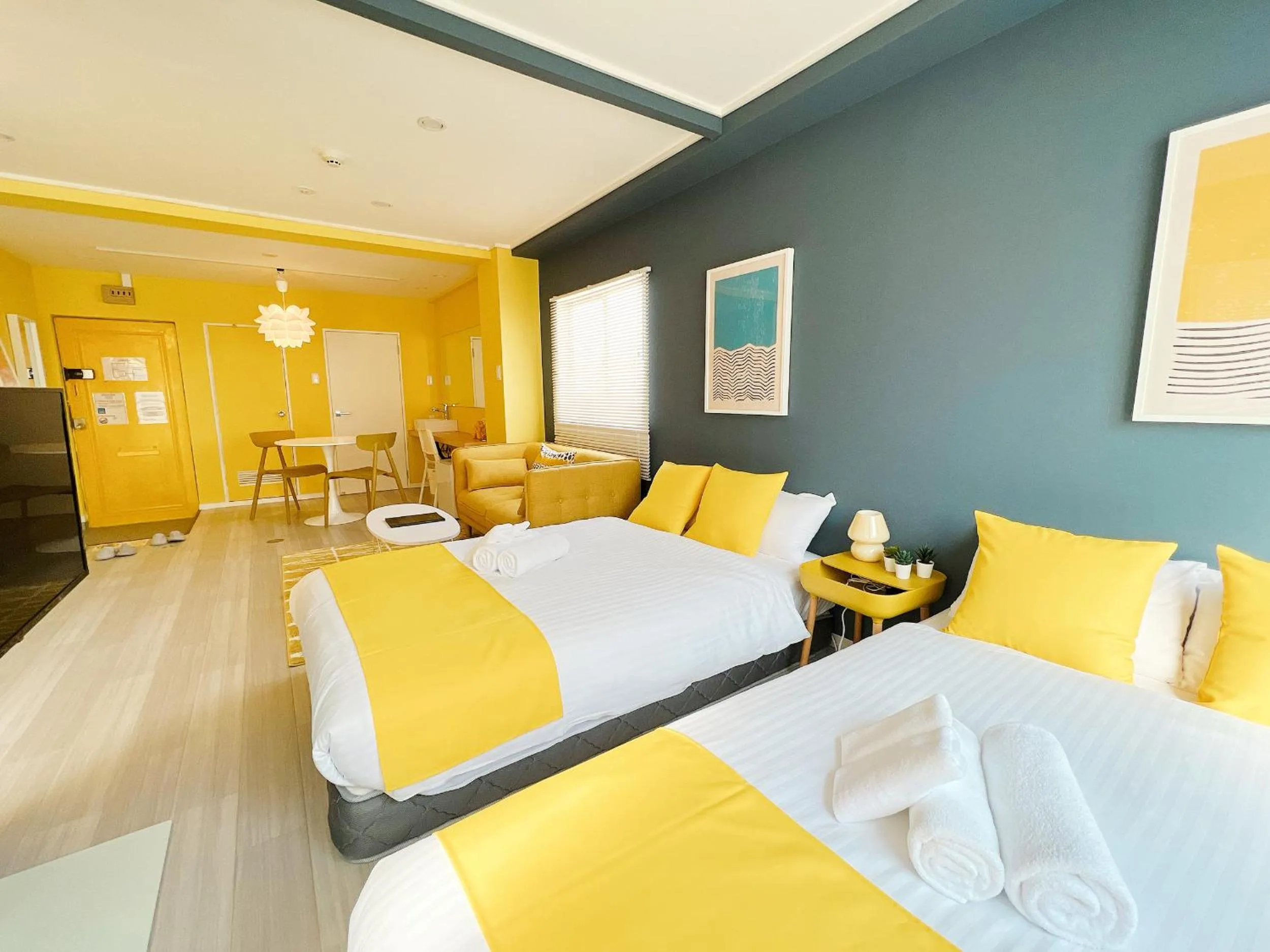 Bed in OUCHI HOTEL Nagarekawa with Dogs