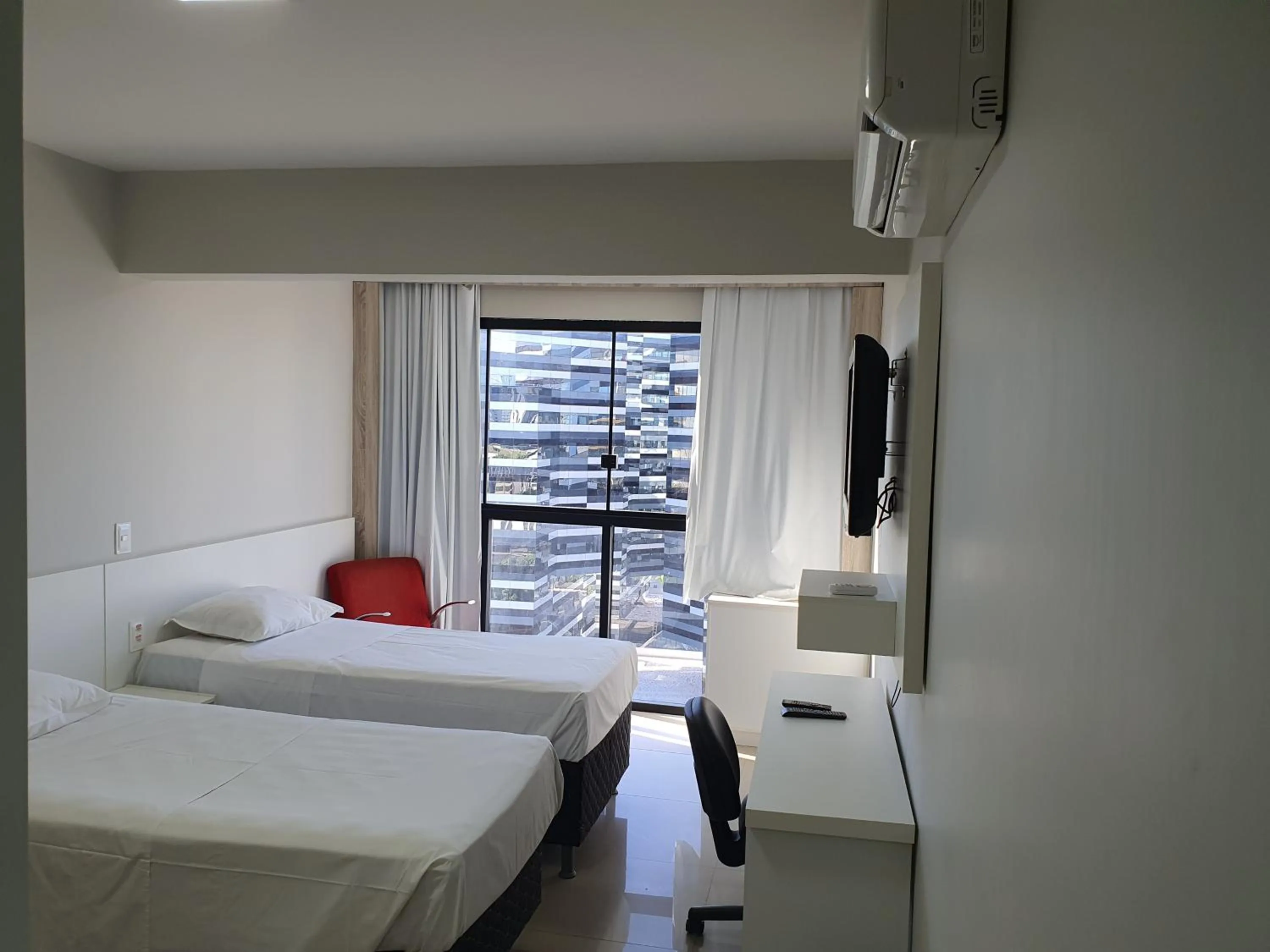 Bedroom, Bed in Brasilia Apart Hotéis