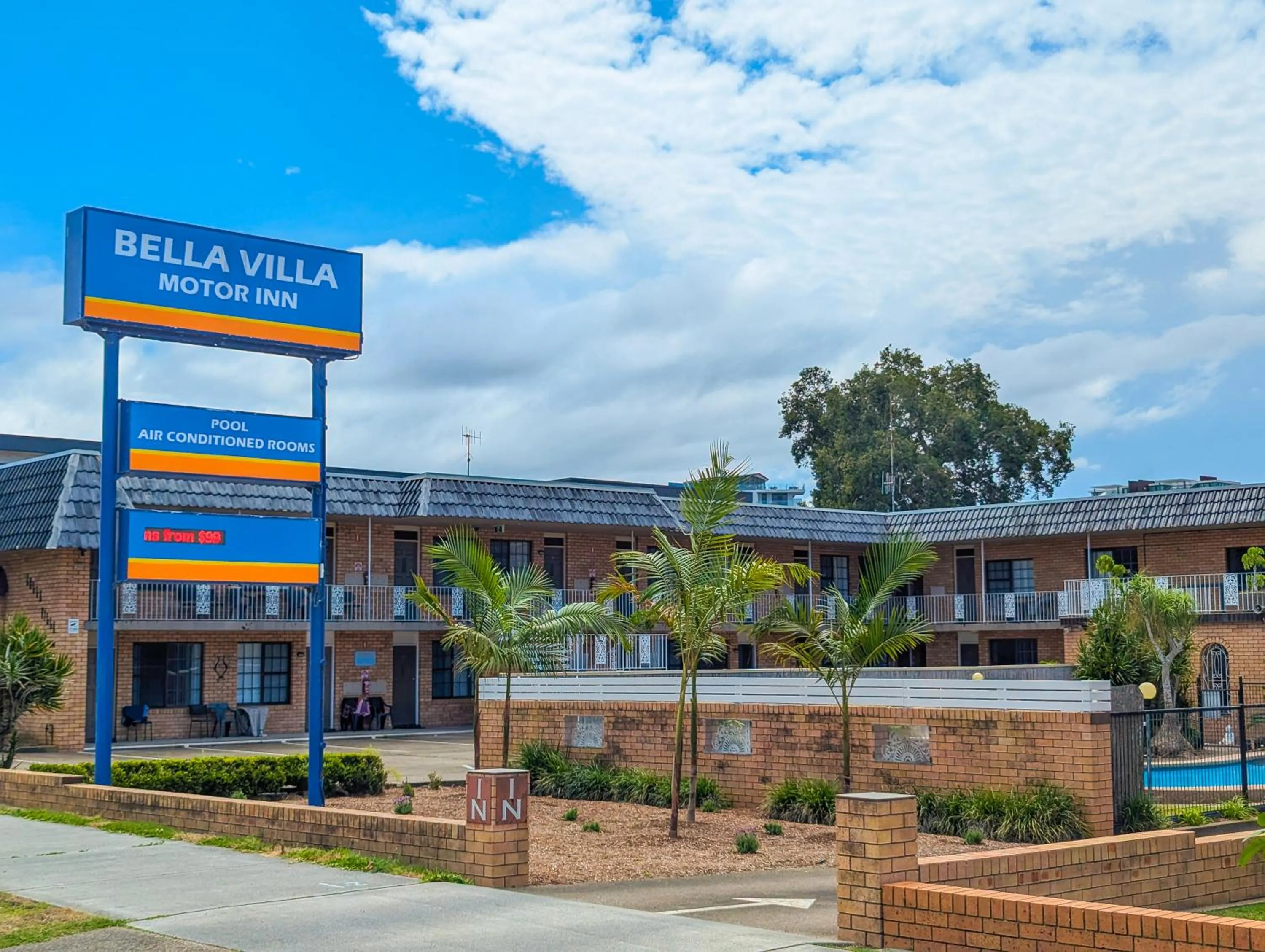 Property building in Bella Villa Motor Inn