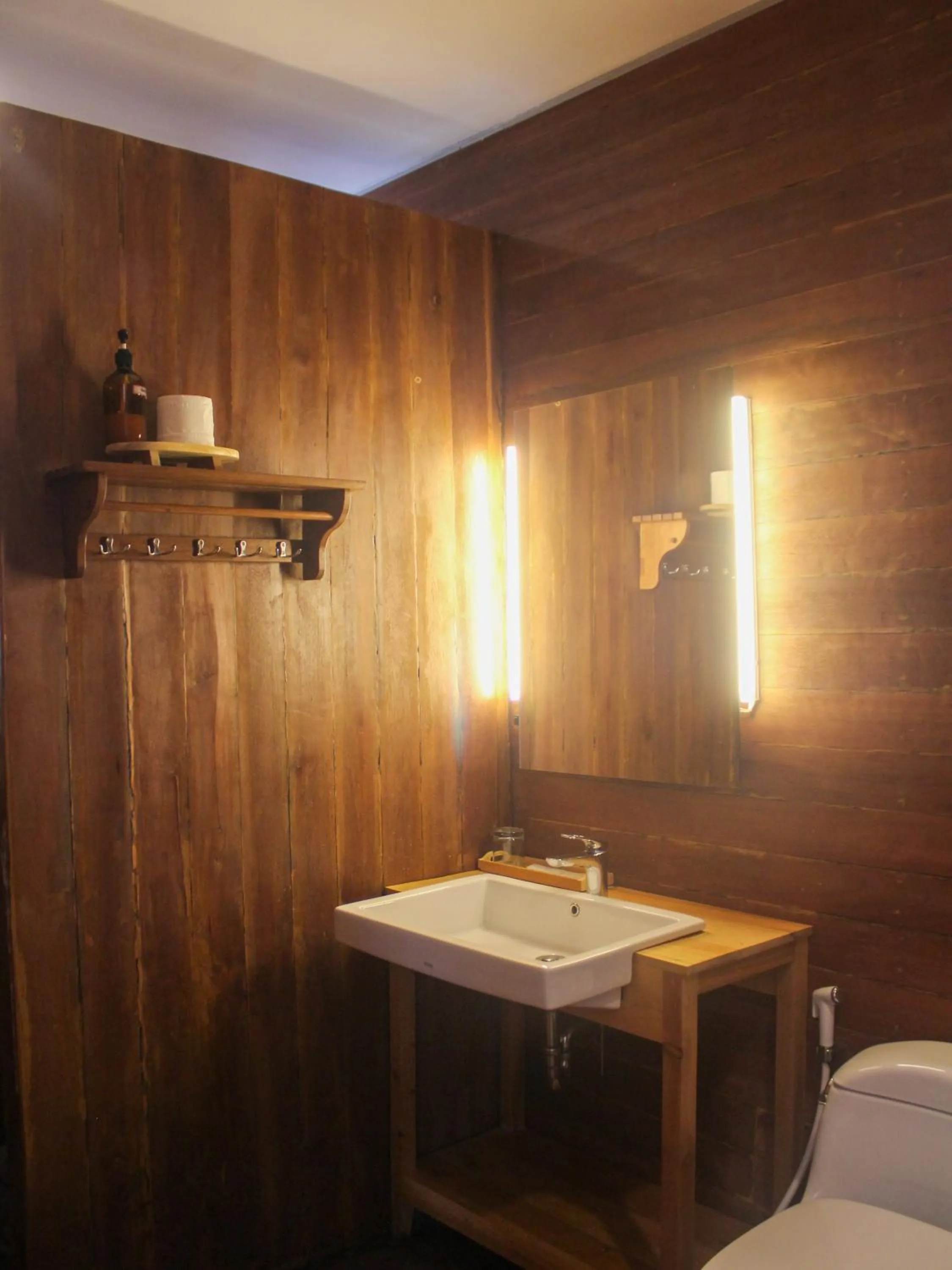 Bathroom in Natuna Dive Resort