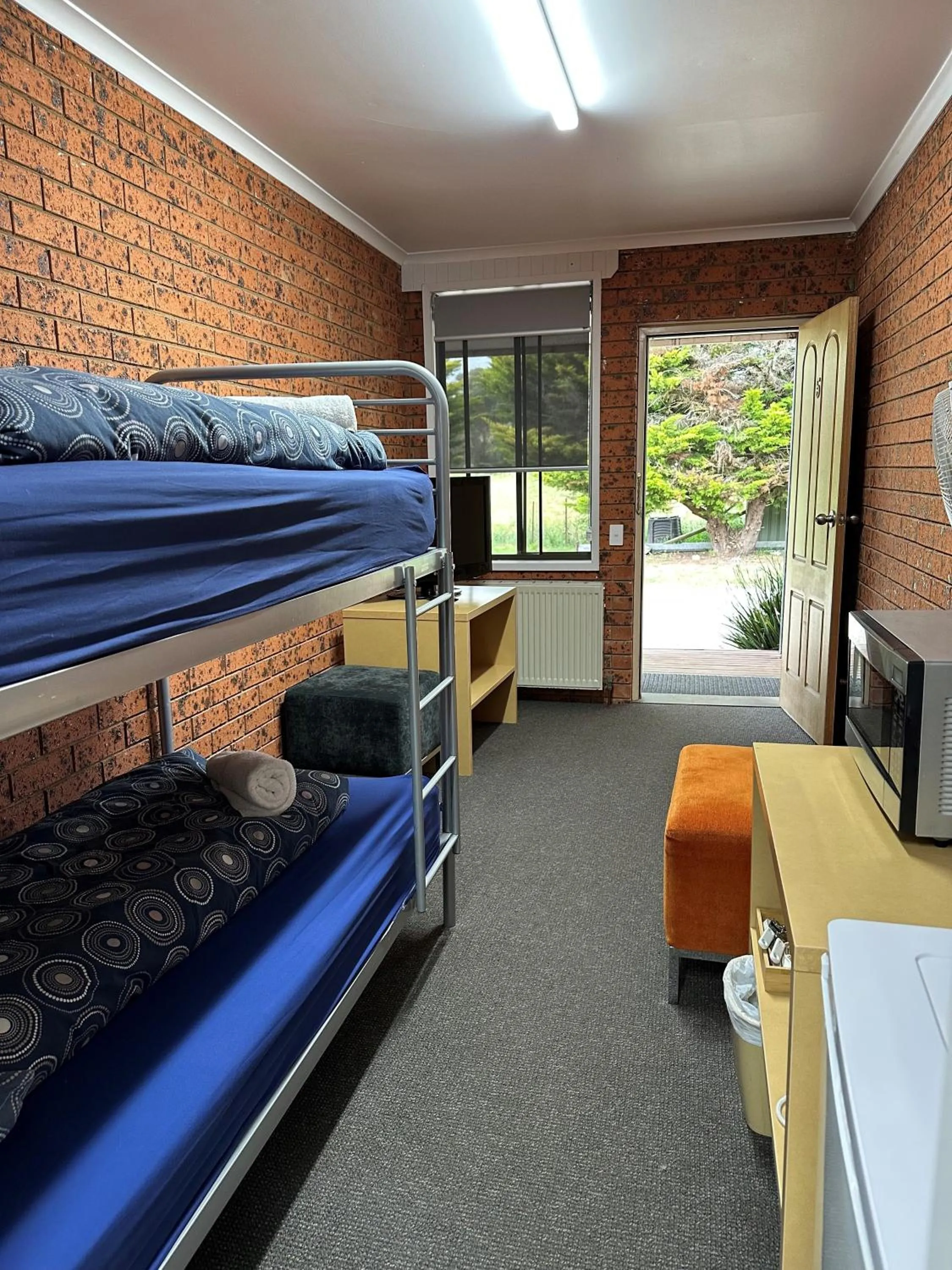 Bed in Merrijig Motor Inn