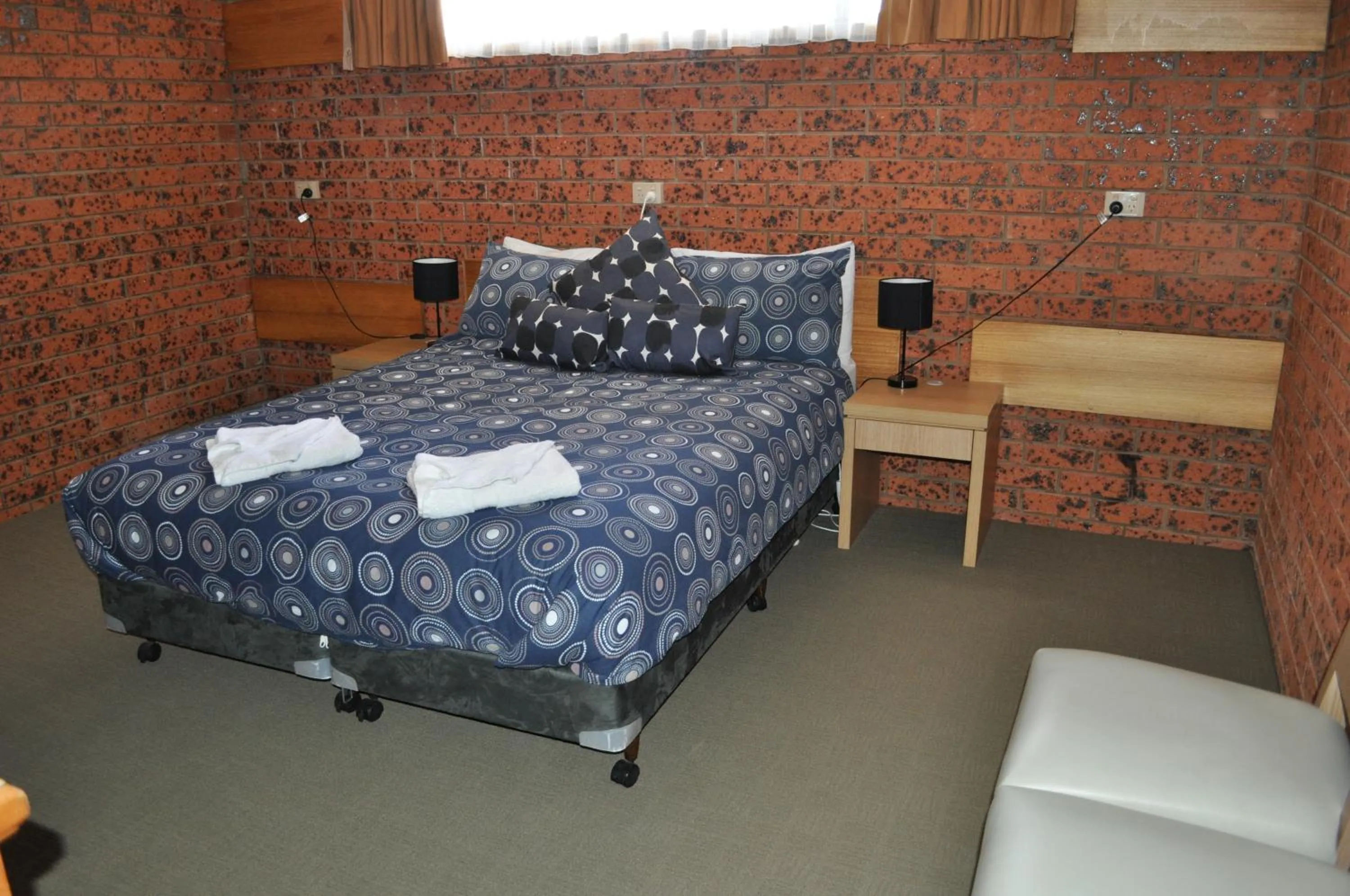 Bed in Merrijig Motor Inn