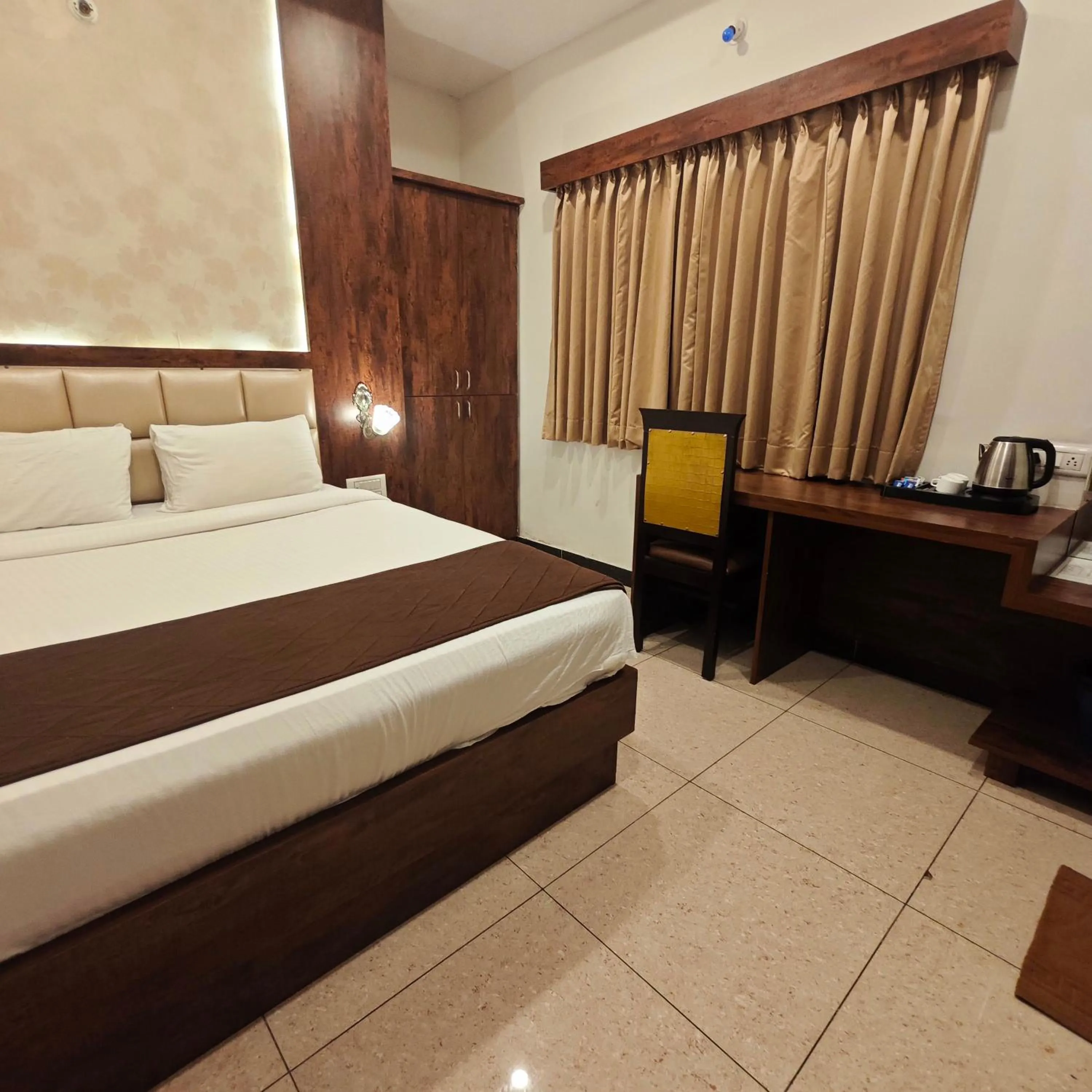 Bed in Al Noor Palace