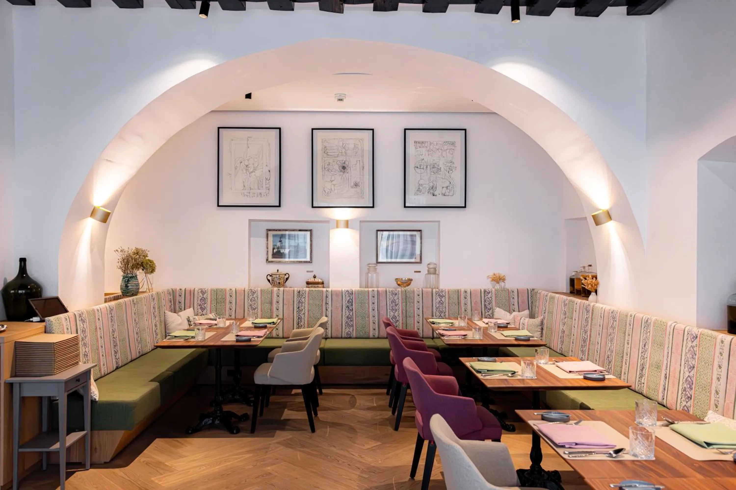 Restaurant/places to eat in Boutiquehotel Zum Goldenen Hirschen