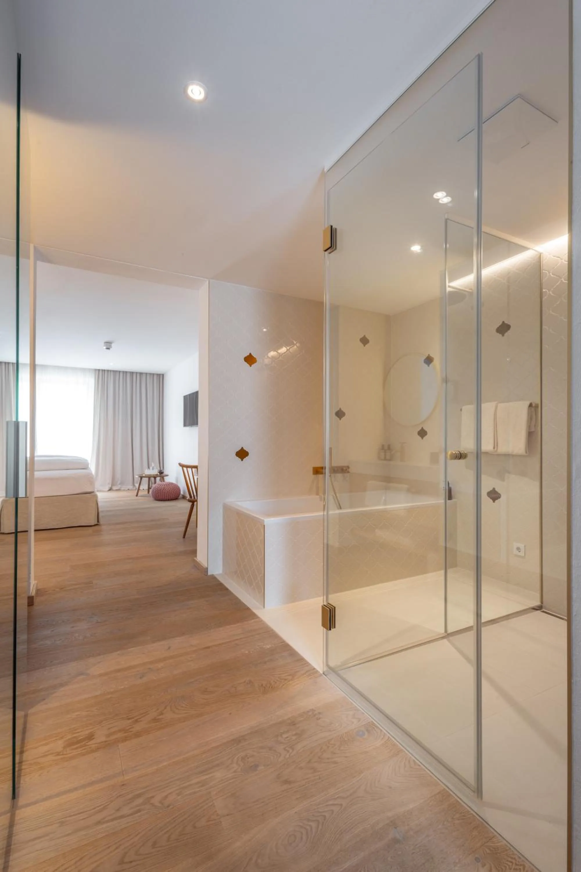 Shower in Boutiquehotel Zum Goldenen Hirschen