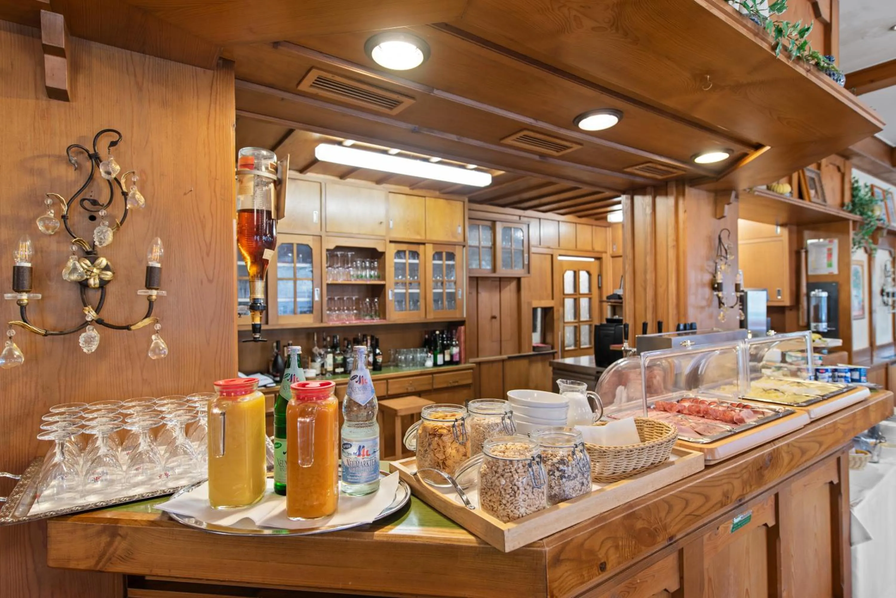 Breakfast in Jägerheim