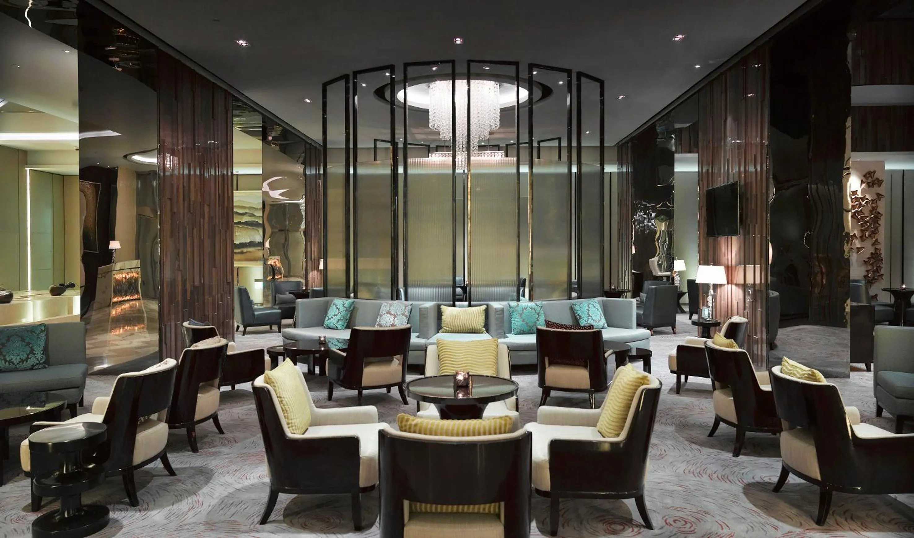 Restaurant/places to eat in Melia Jinan