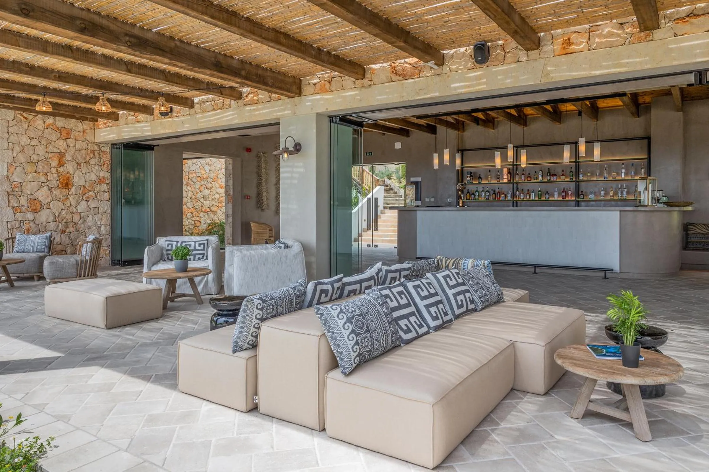 Lounge or bar in Eliamos Villas Hotel & Spa