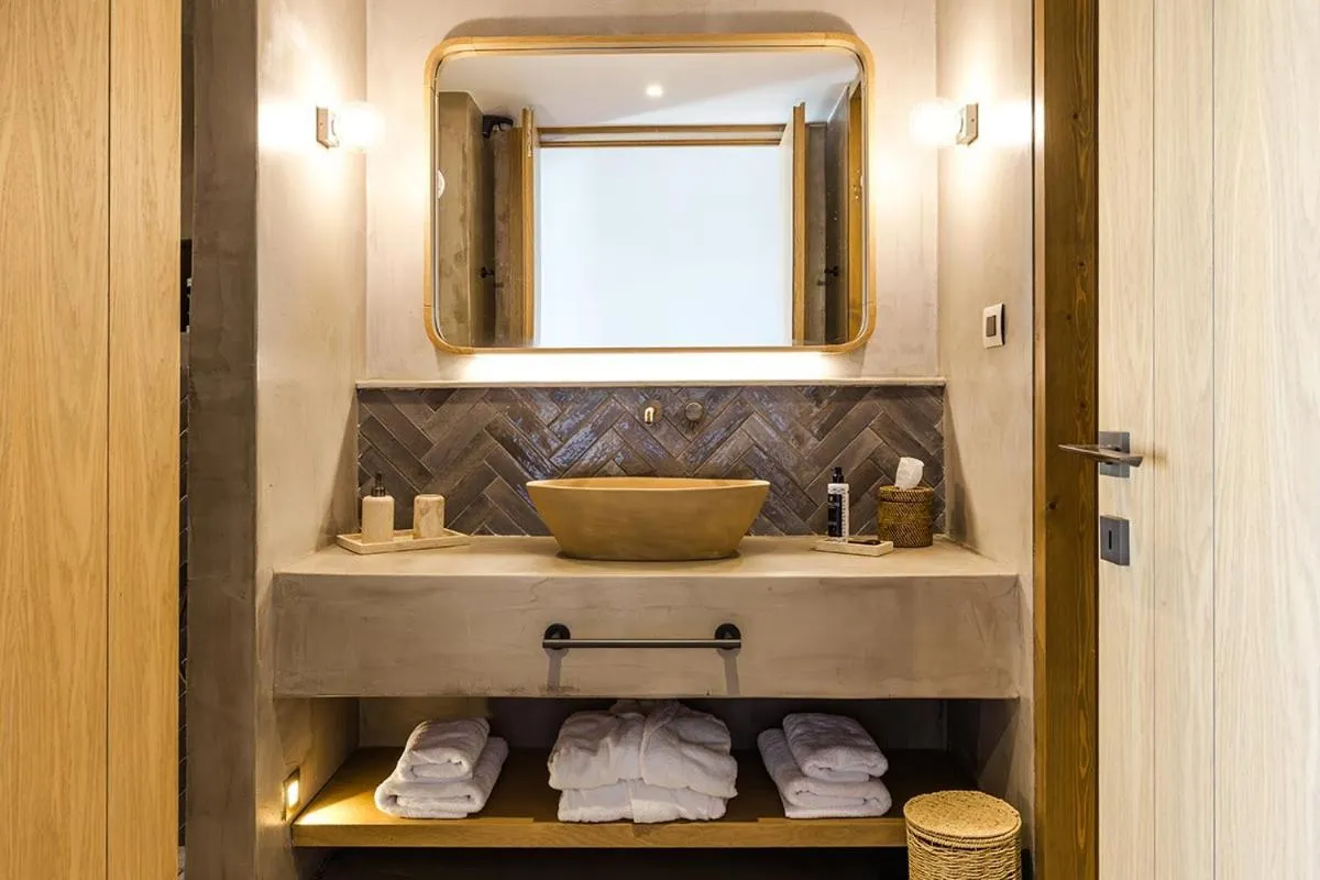 Bathroom in Eliamos Villas Hotel & Spa