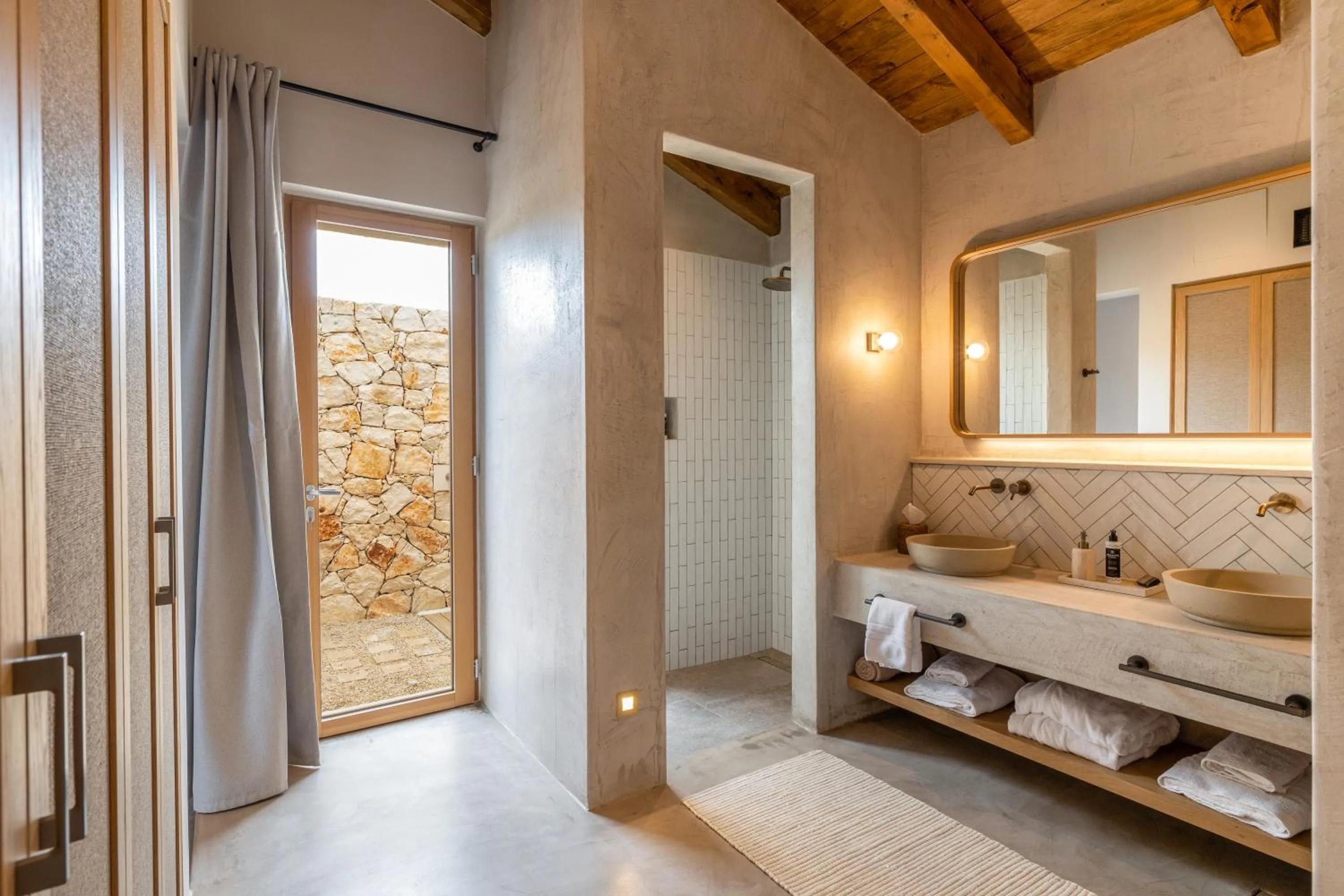Bathroom, Bed in Eliamos Villas Hotel & Spa