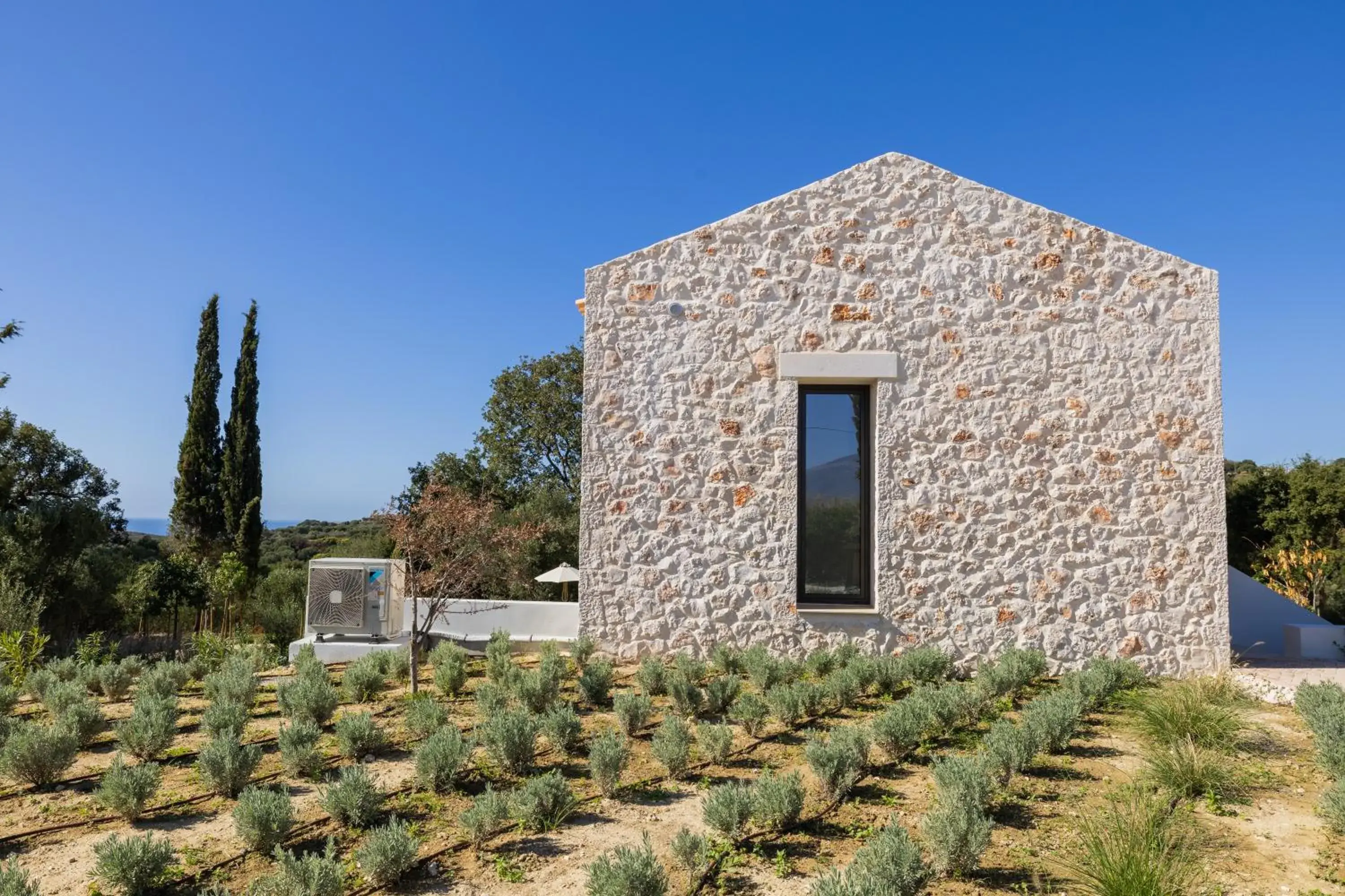 Property building in Eliamos Villas Hotel & Spa Property building in Eliamos Villas Hotel & Spa