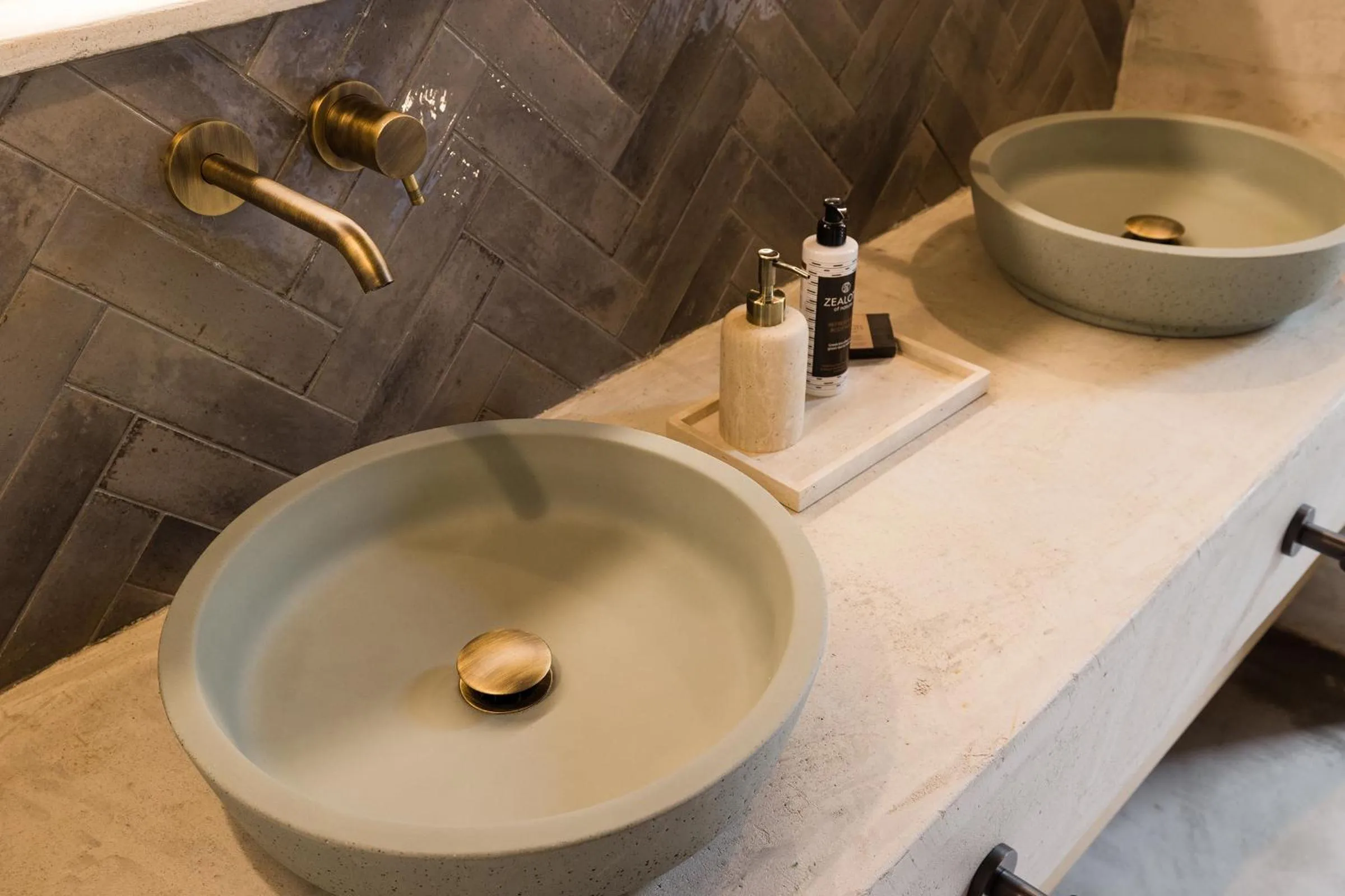 Bathroom in Eliamos Villas Hotel & Spa